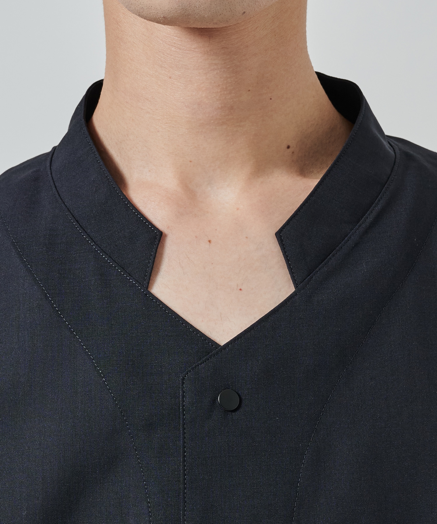 STAND COLLAR SHORT-SLEEVED SHIRT IRENISA