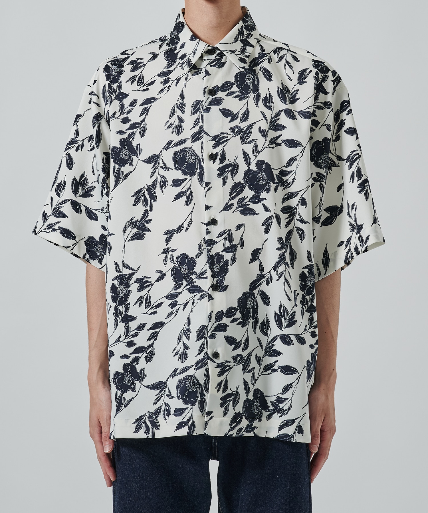 ASSORTED PATTERN SHIRTS S.S STUDIOUS