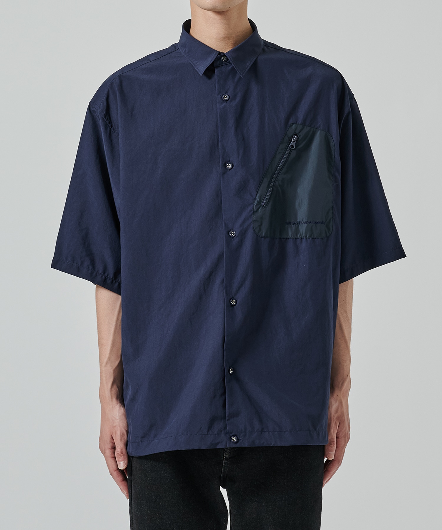 〈別注〉 DRAW CORD S/S POCKET SHIRTS White Mountaineering