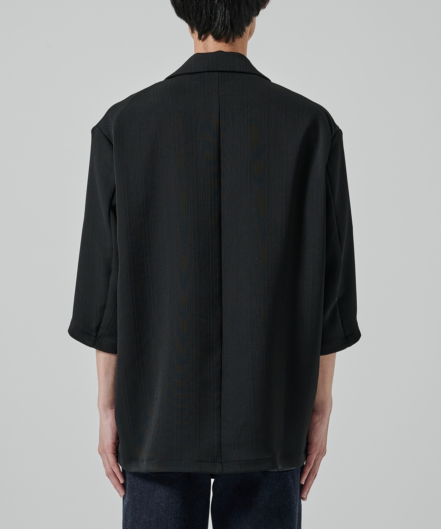PLEATS HALF SLEEVE JACKET STUDIOUS