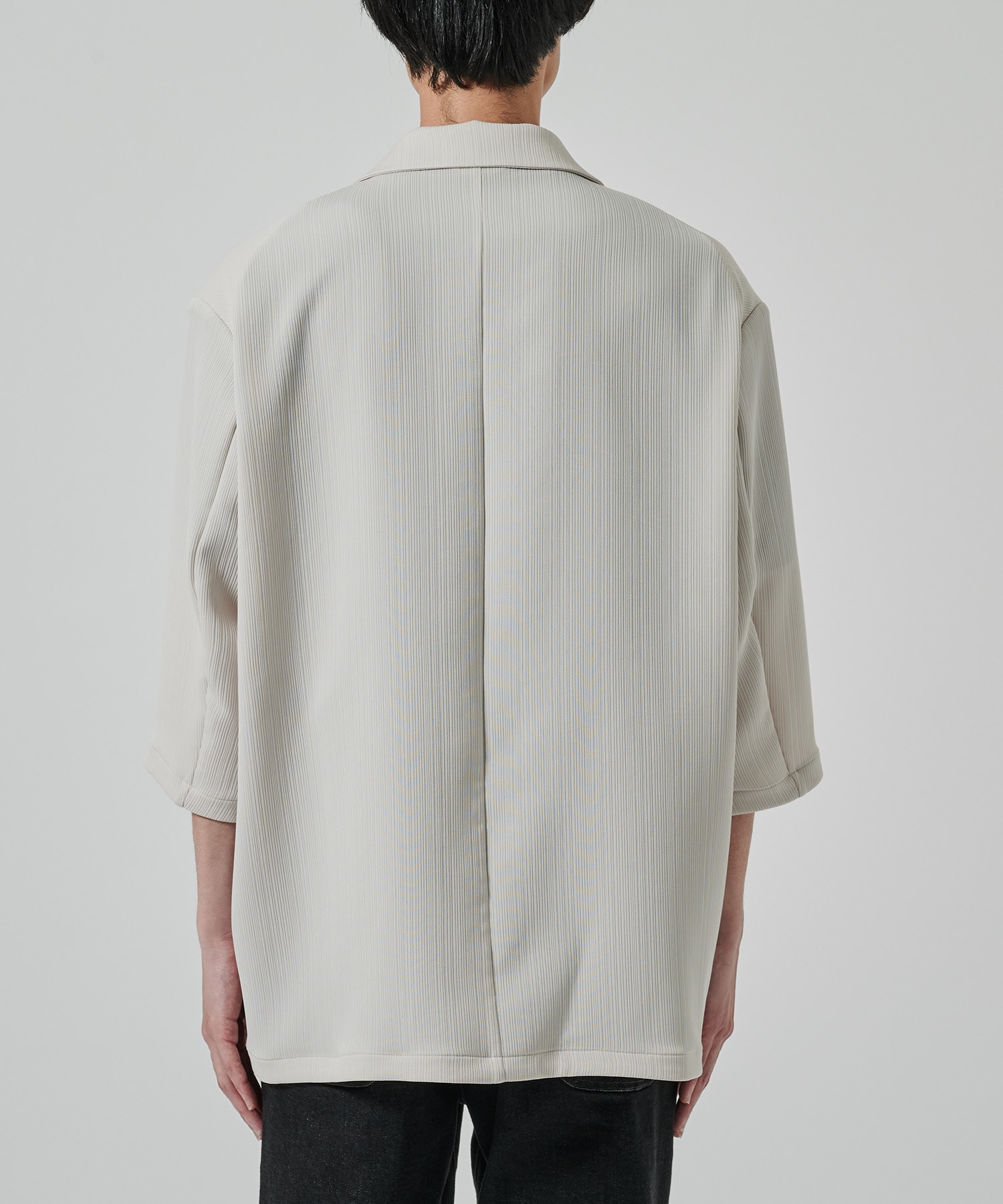 PLEATS HALF SLEEVE JACKET STUDIOUS