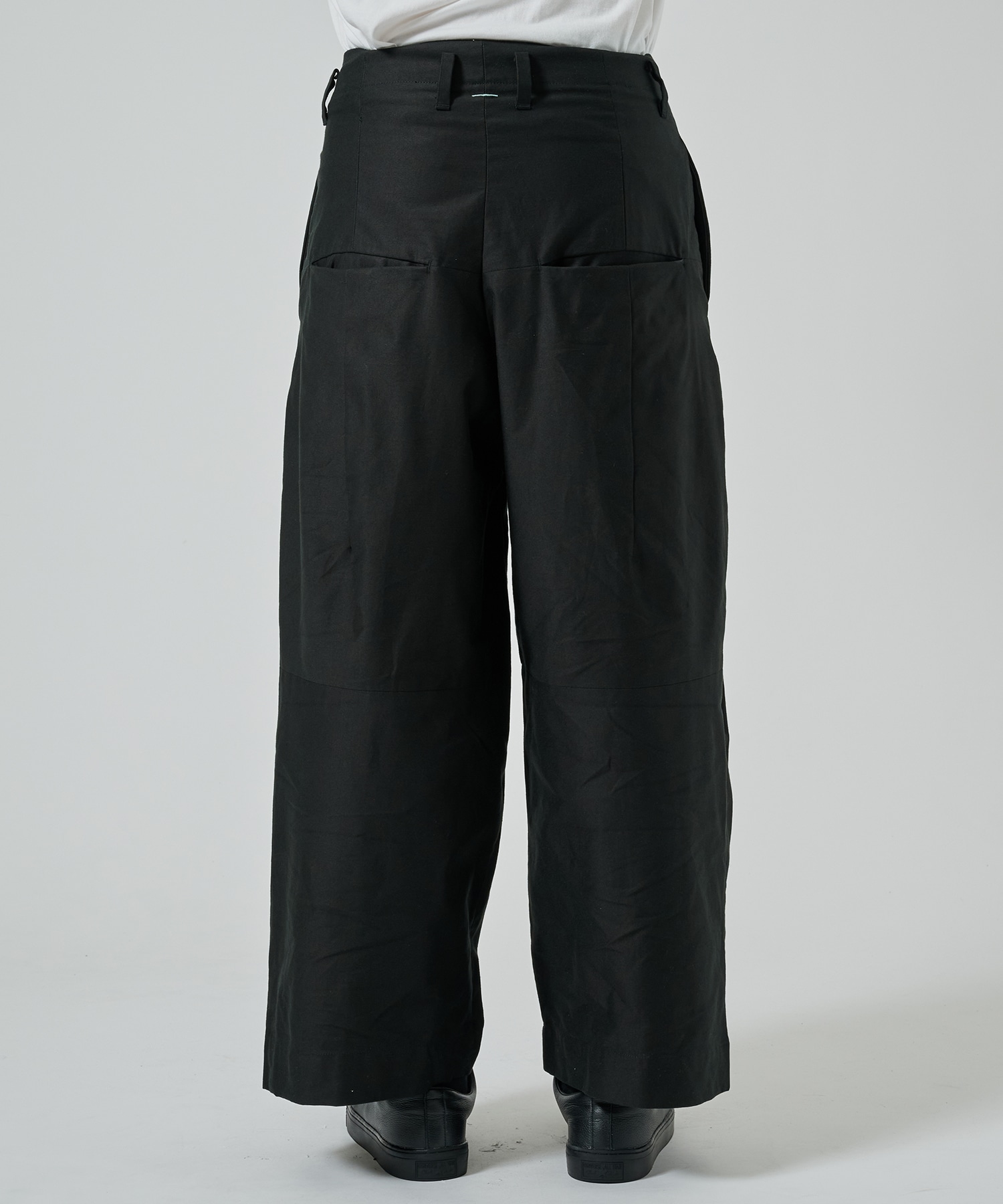 UPCYCLED BAGGY SHINYAKOZUKA