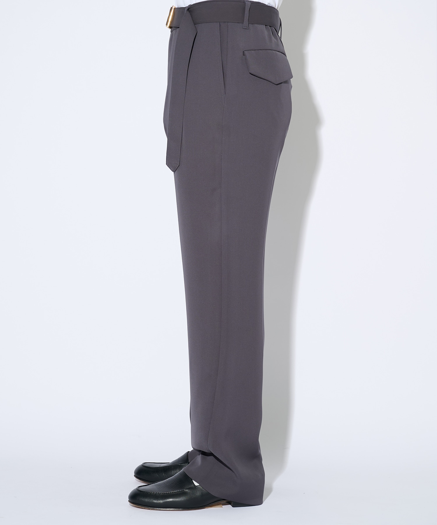 Dry Double Satin 1Tuck Pant with Long Belt | CULLNI