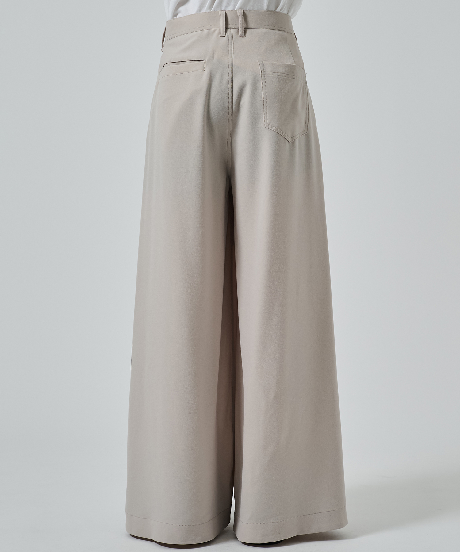 WIDE SLACKS SHAREEF