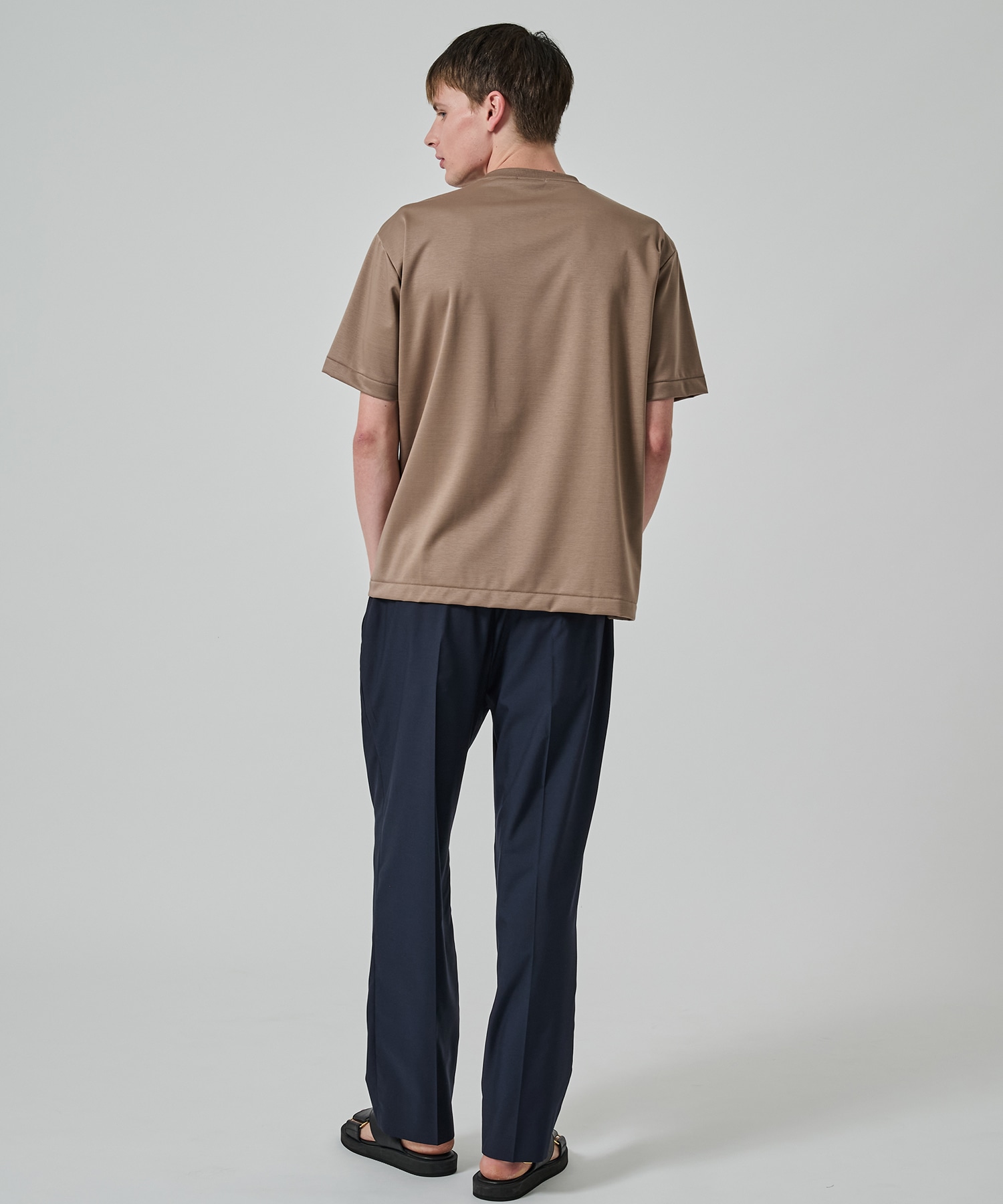 32G ロイヤルクール レギュラーTシャツ STUDIOUS