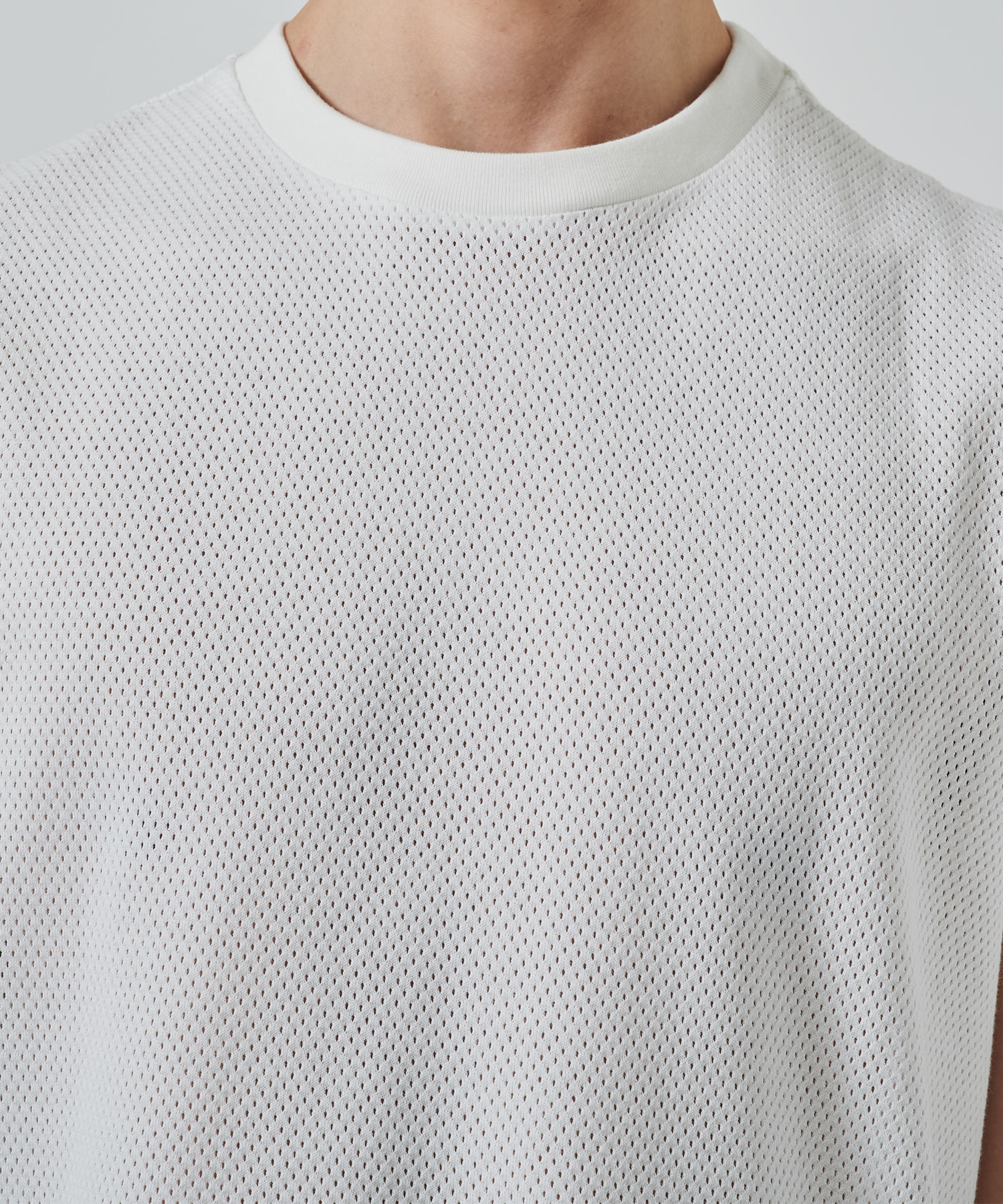 MESH SLEEVELESS TEE MARKAWARE/marka