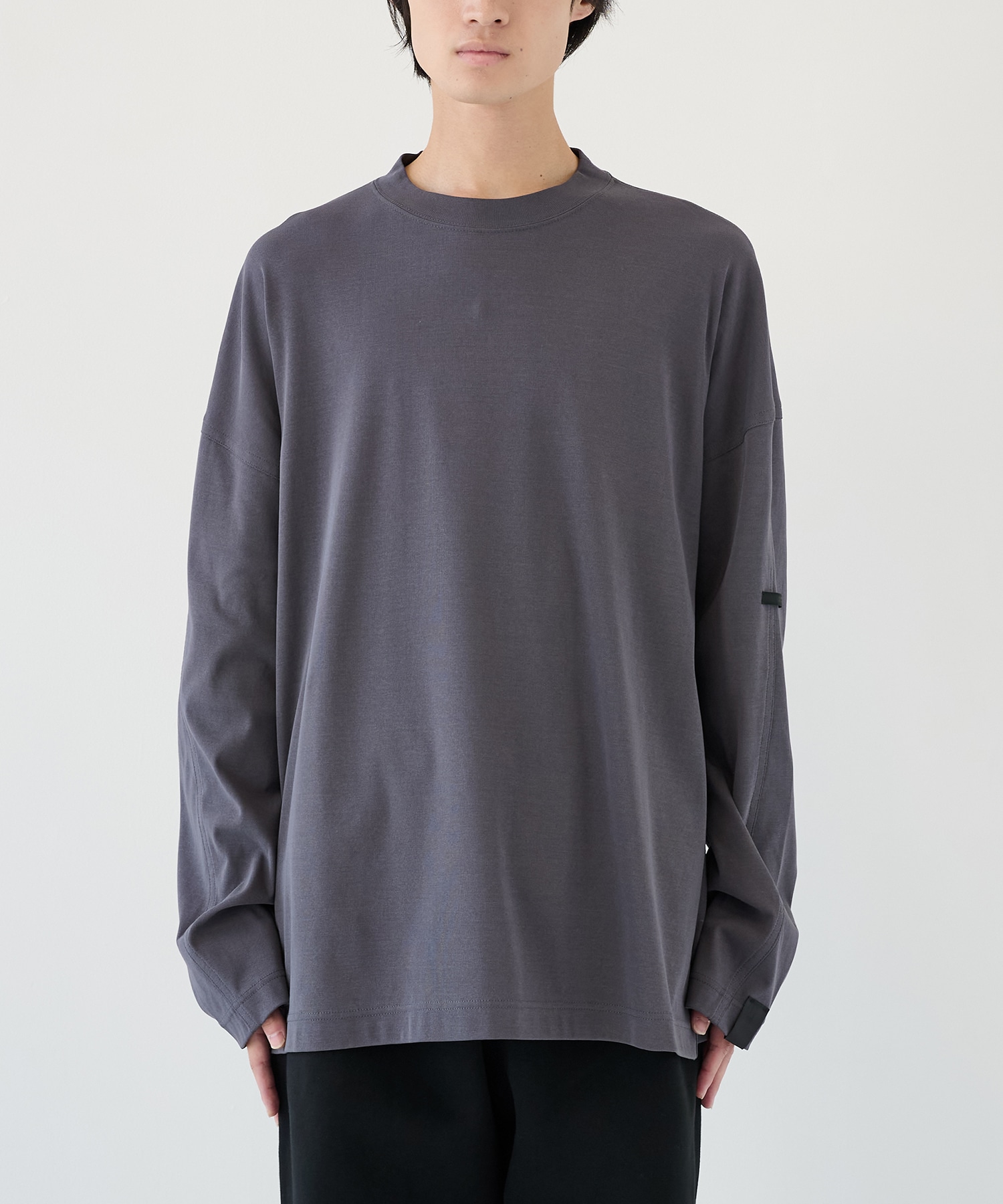 2252-CS07-033 L/S TEE N.HOOLYWOOD