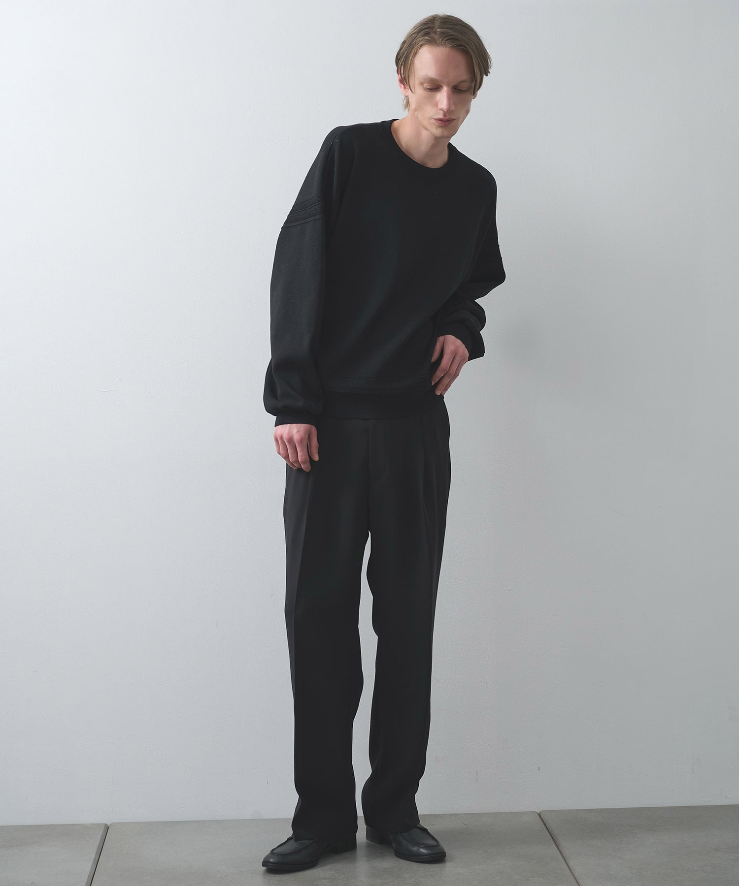 ラインクルーネックニット WRAPINKNOT