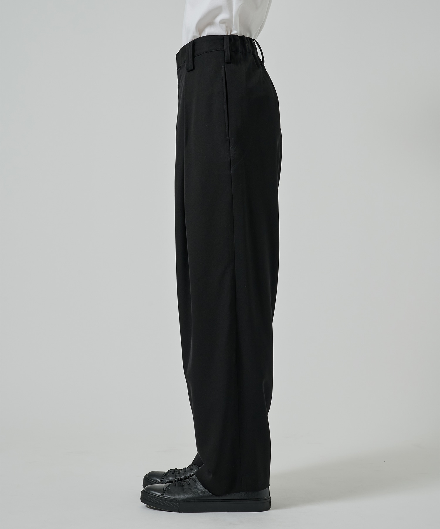 Cross Tuck PNT UJOH HOMME