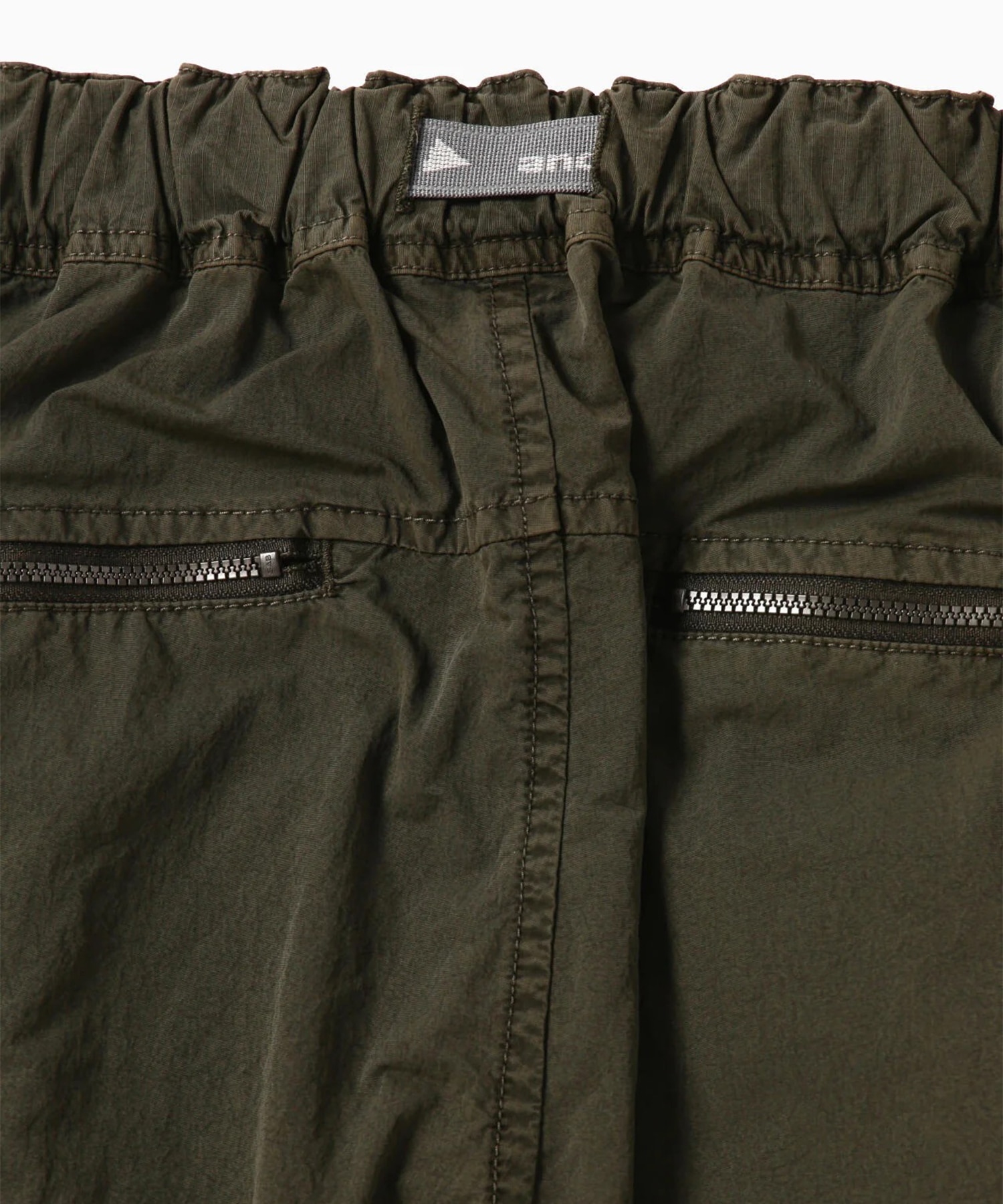 ROA garment dye nylon pants and wander