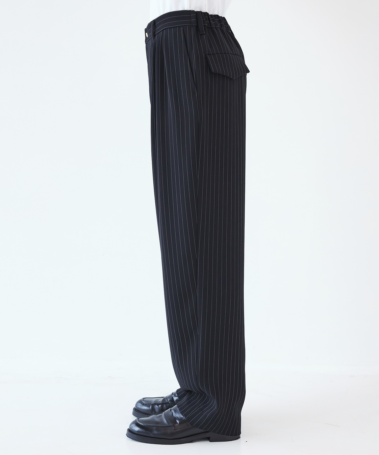 Stripe Double Cloth 3Tuck Semi Wide Pants CULLNI