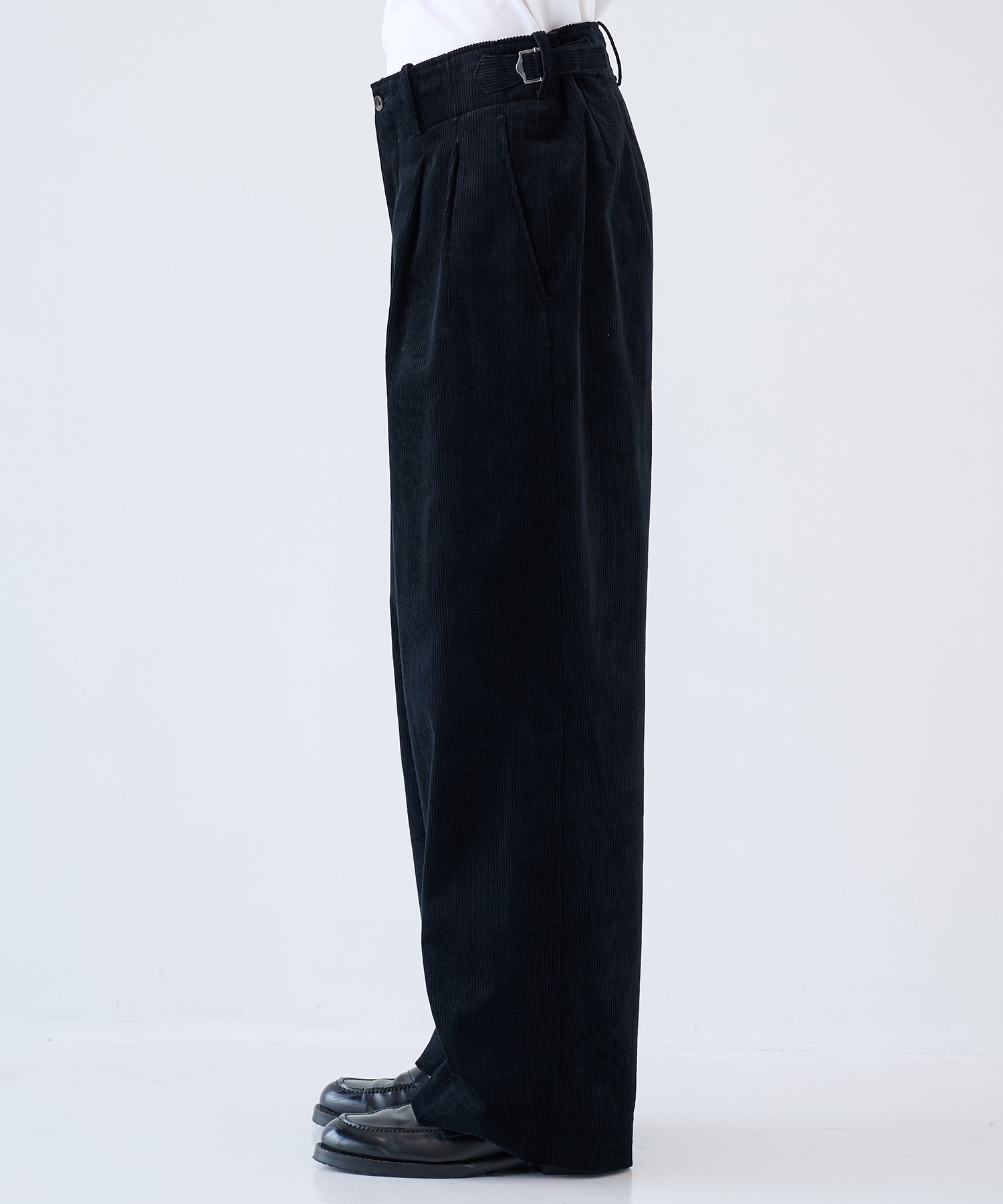 〈別注〉 CORDUROY PANTS MARKAWARE/marka