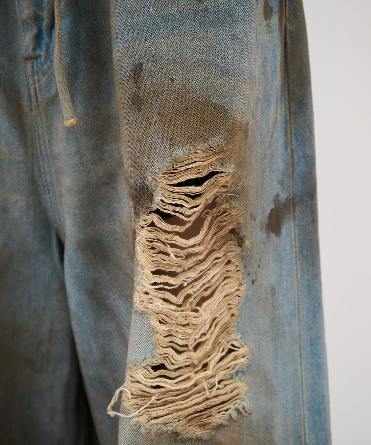 CRASH DENIM PANTS DISCOVERED