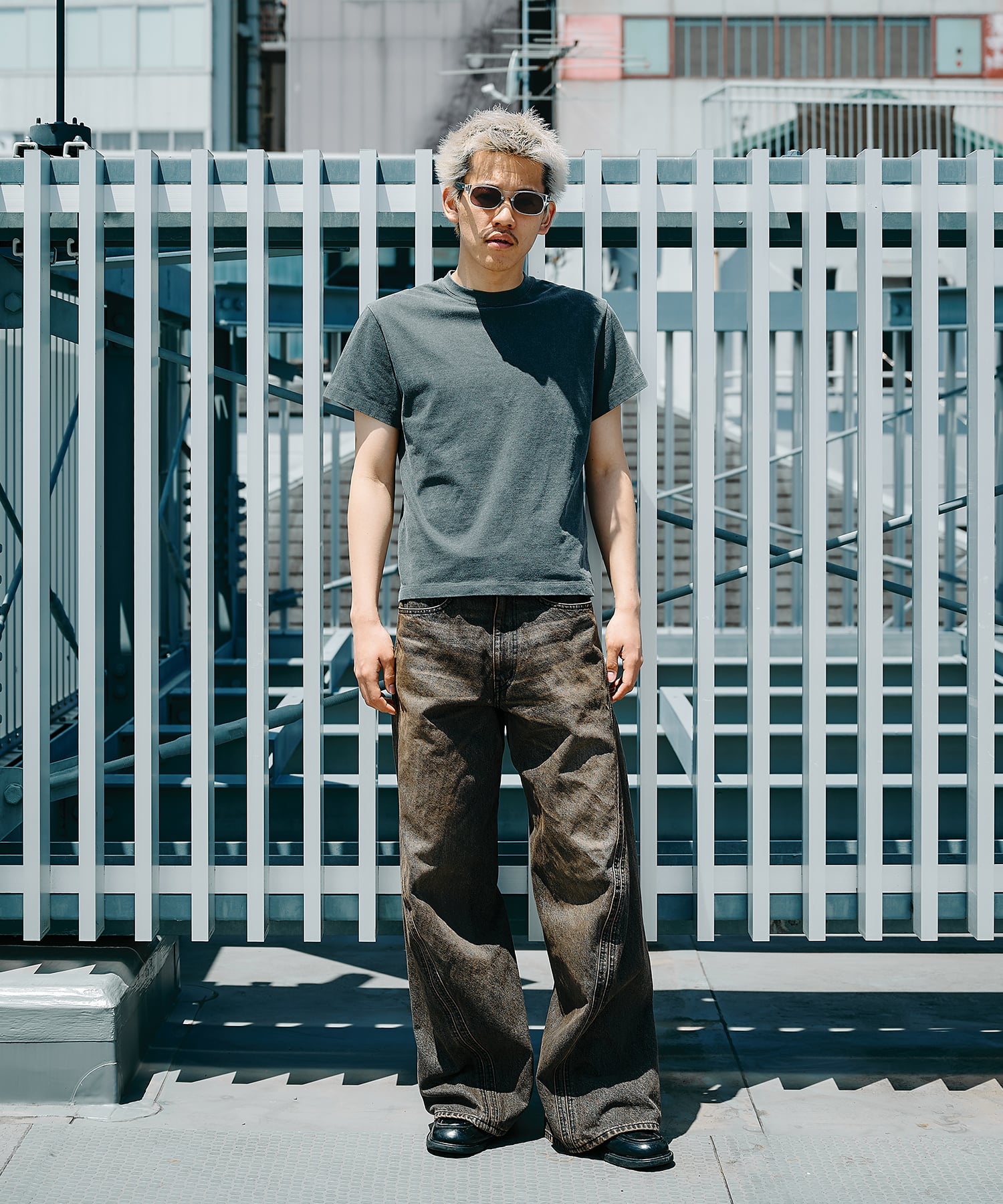 3D TWISTED WIDE LEG JEANS NVRFRGT