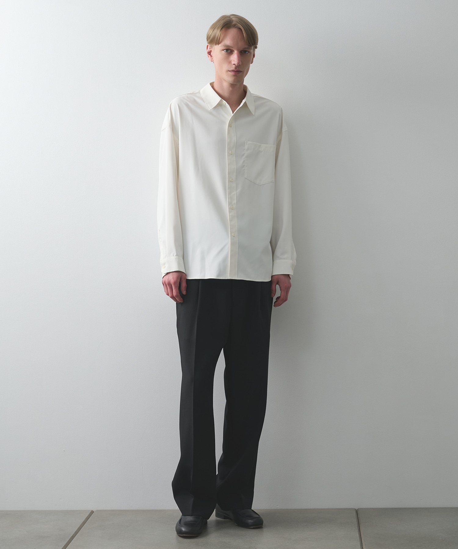 ドリームテックストレートスラックス STUDIOUS