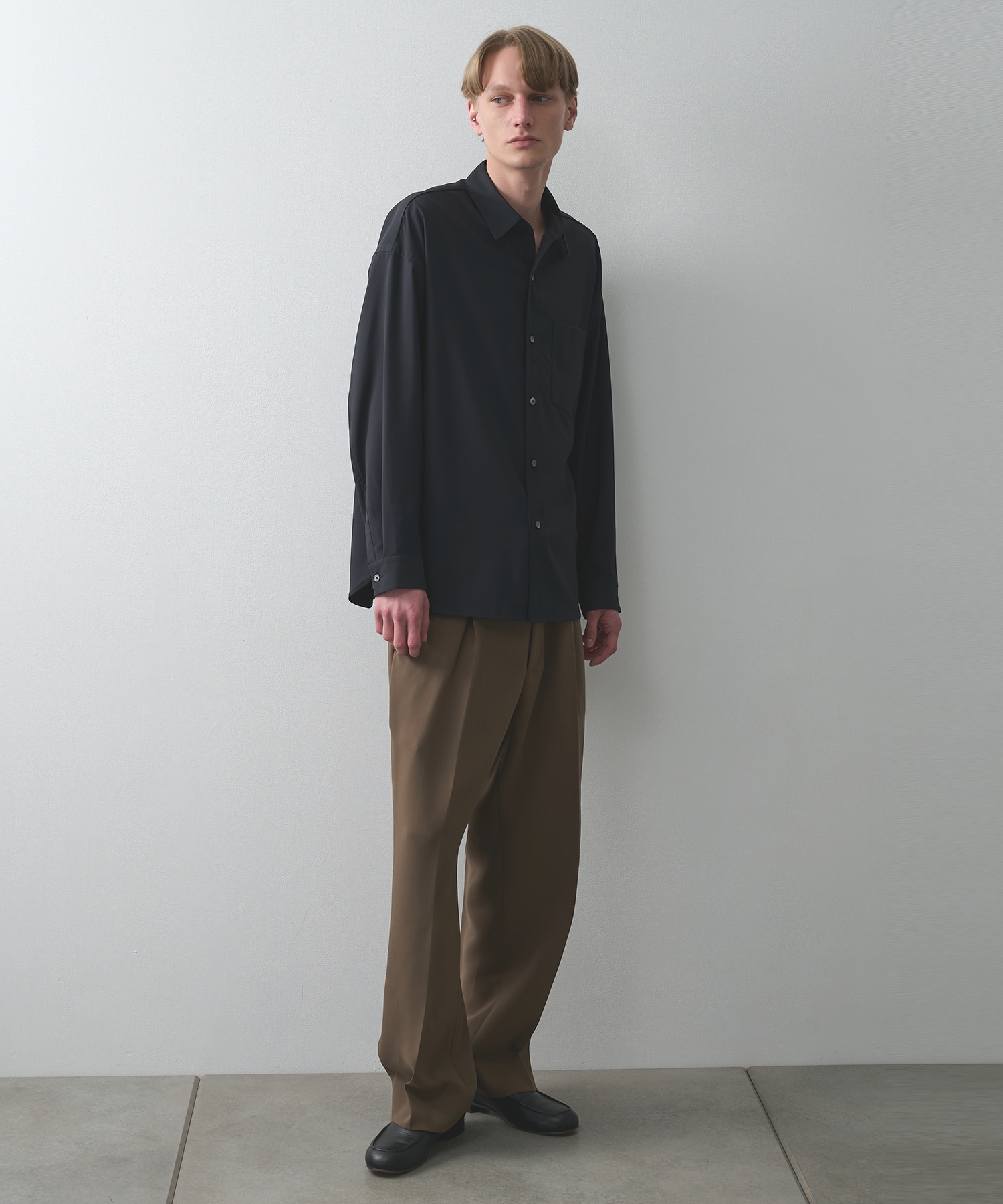 ドリームテックストレートスラックス STUDIOUS