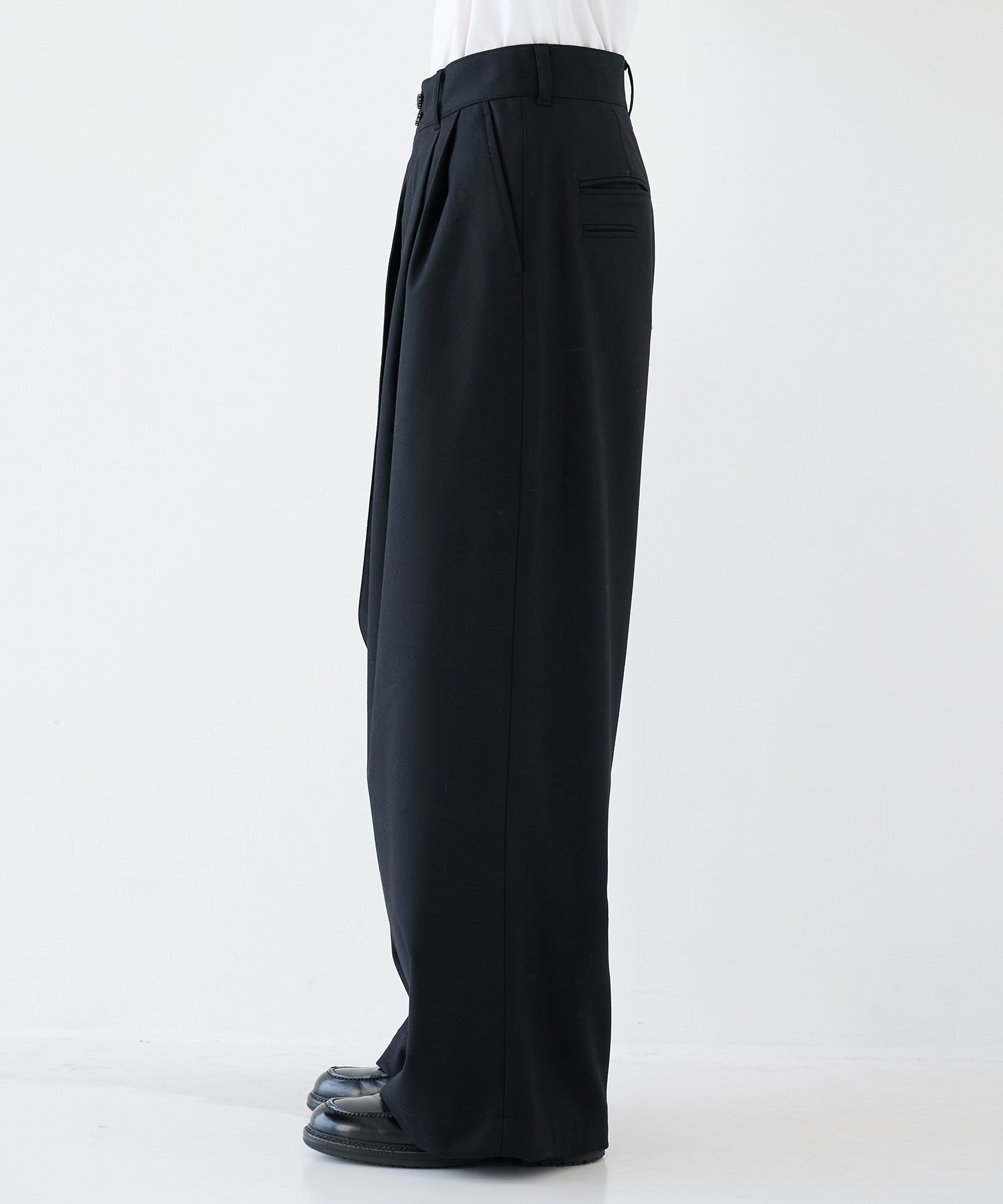 2/72強圧縮フラノ　ワイドパンツ SHAREEF
