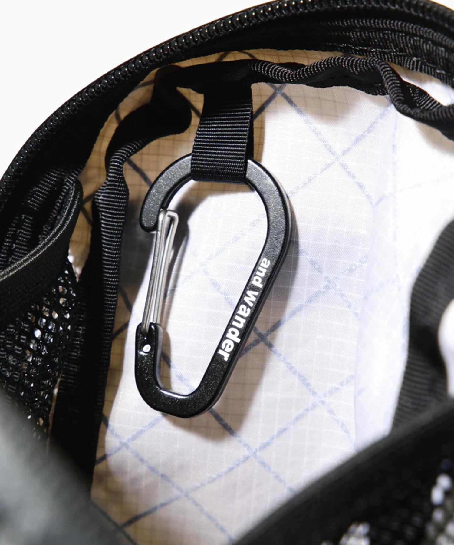 ECOPAK shoulder pouch and wander