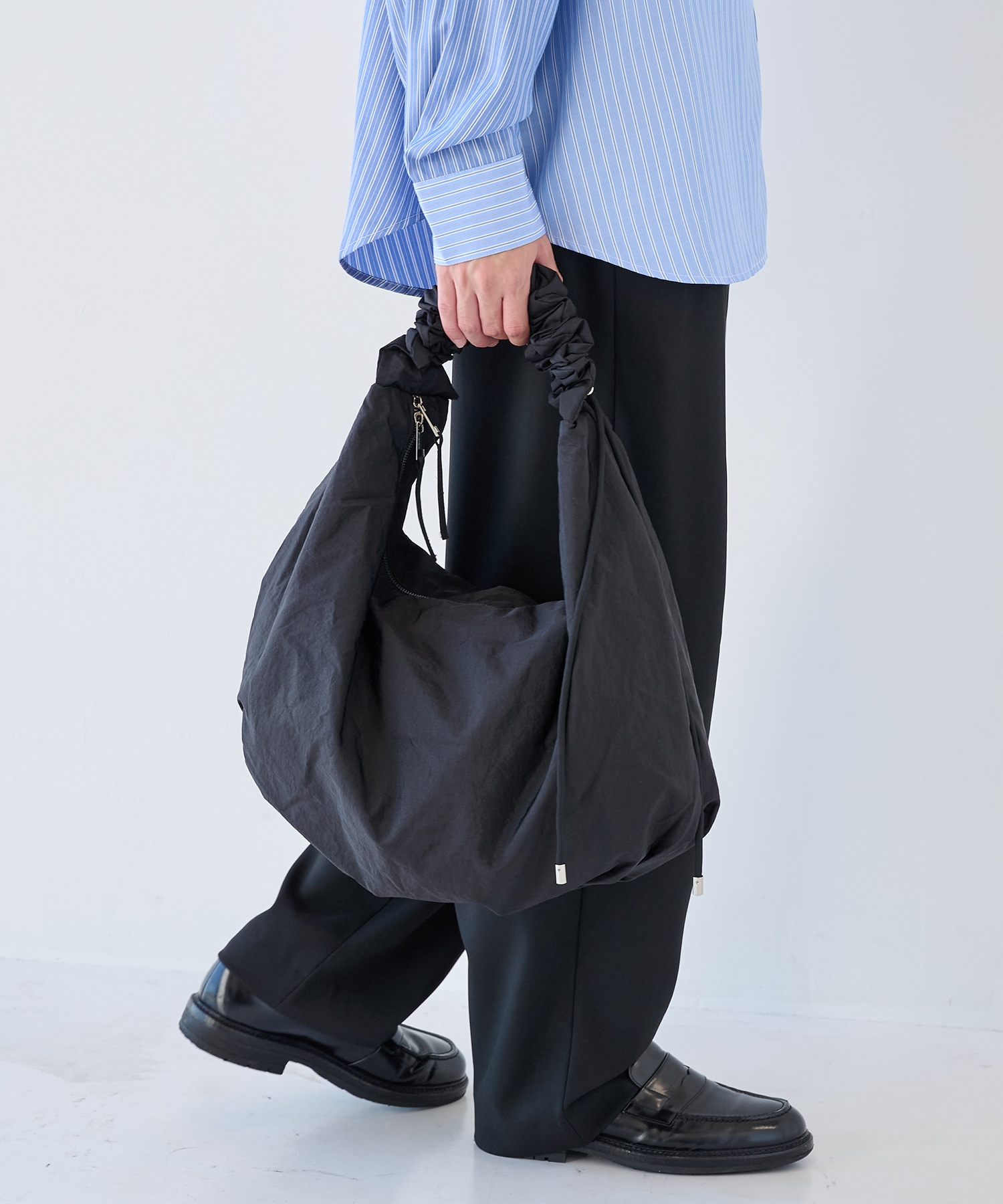 3WAY ROUND SHOULDER BAG STUDIOUS