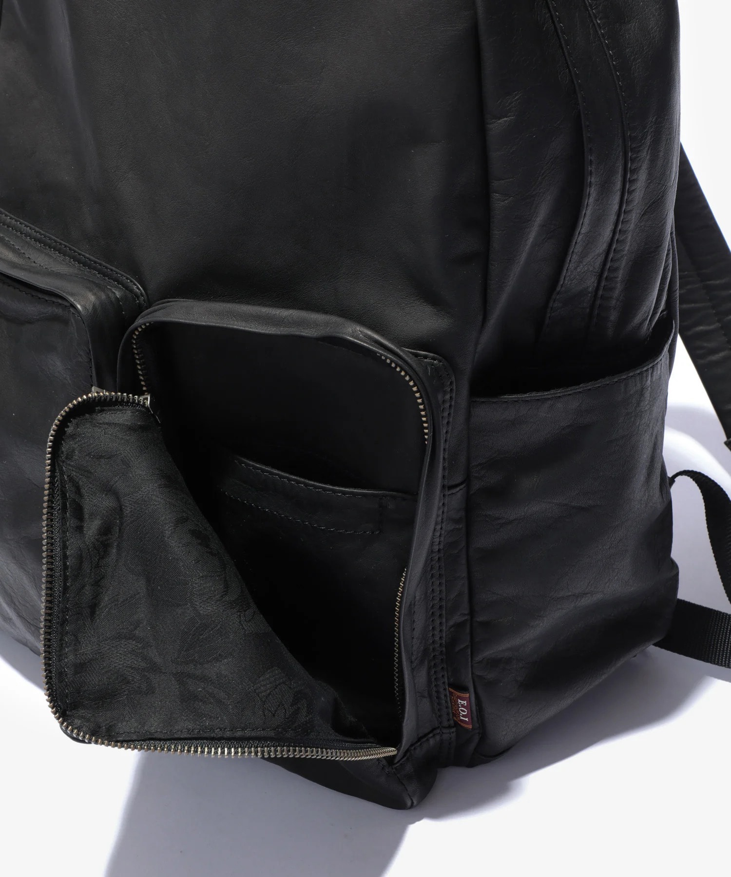IMPERMA-LEATHER /URBAN DAY PACK MR.OLIVE