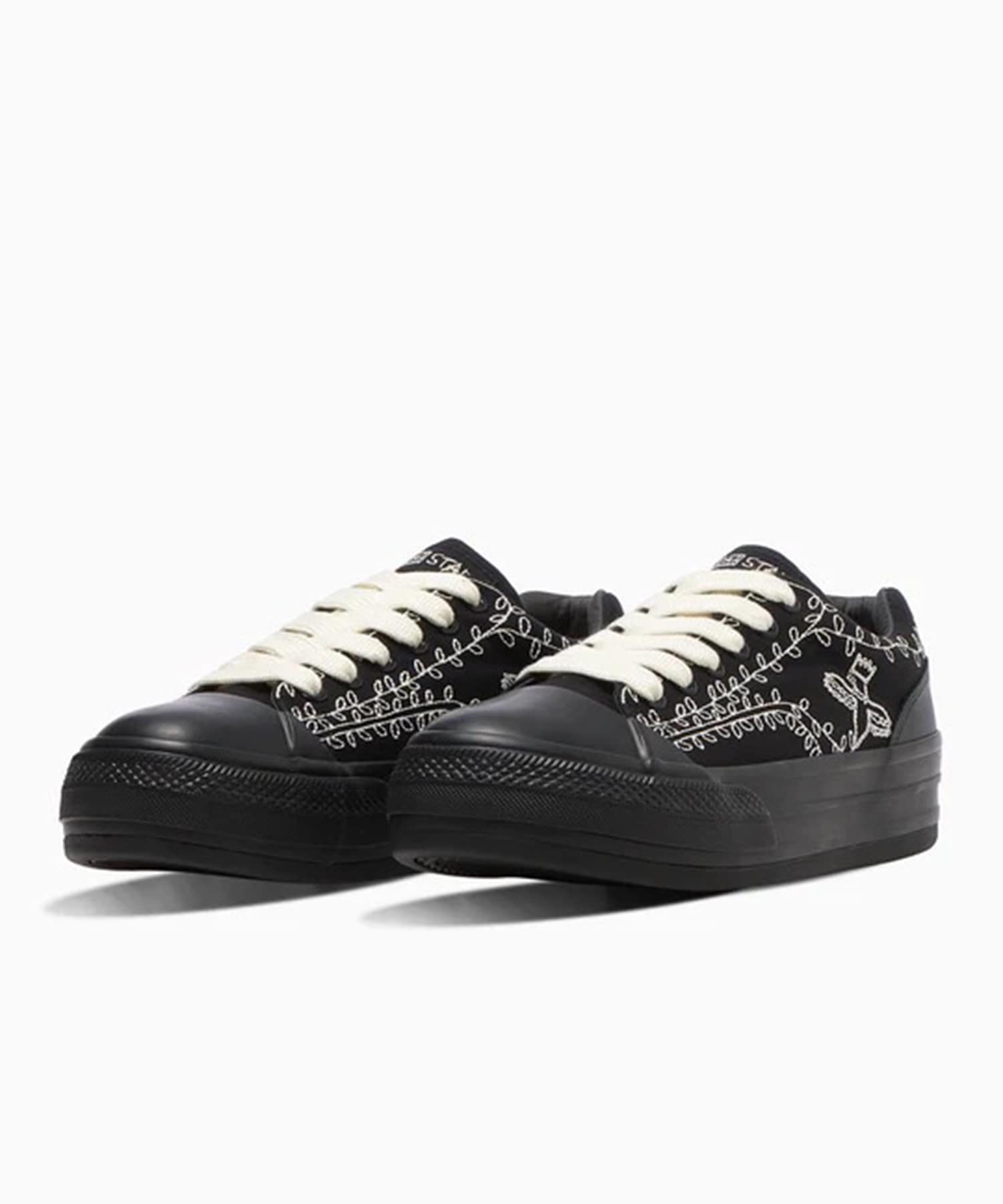PICTURESQUE ANTIQUE SNEAKER WITH CONVERSE(ISSUE#7) SHINYAKOZUKA