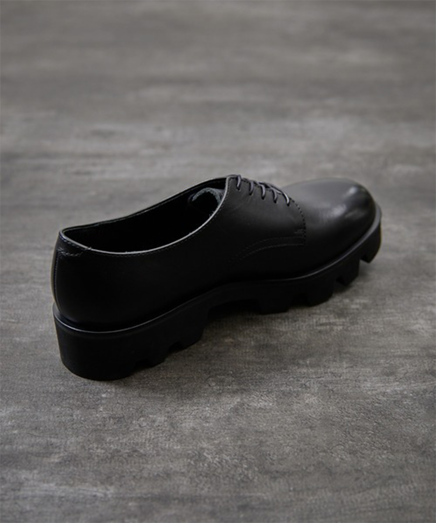 PLAIN TOE with Chunky Sole PADRONE