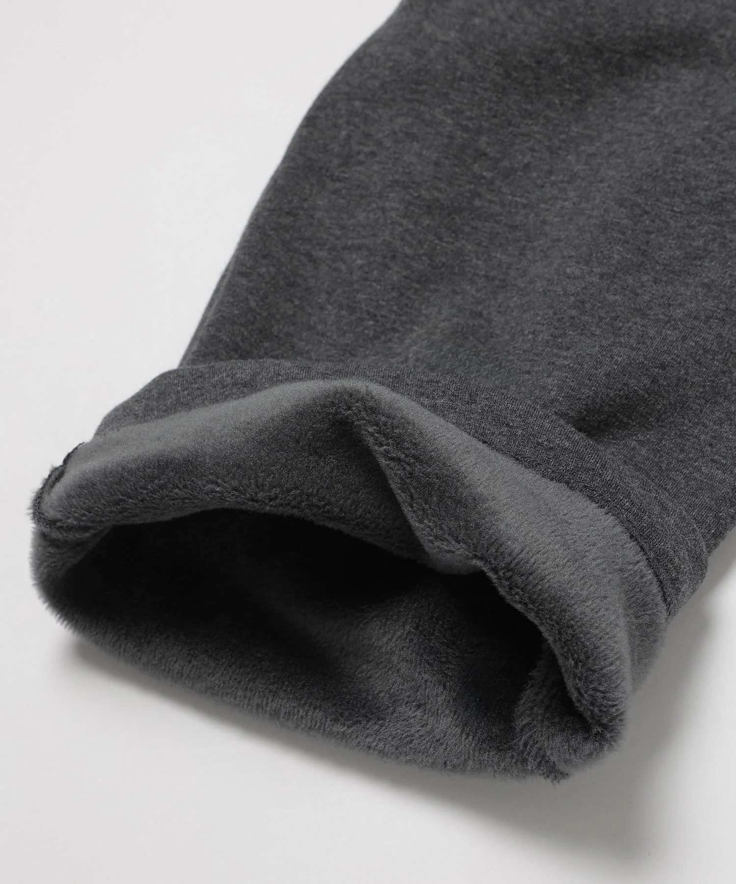 SUPER HEAT JERSEY /TAPERED EASY KNIT PANTS MR.OLIVE