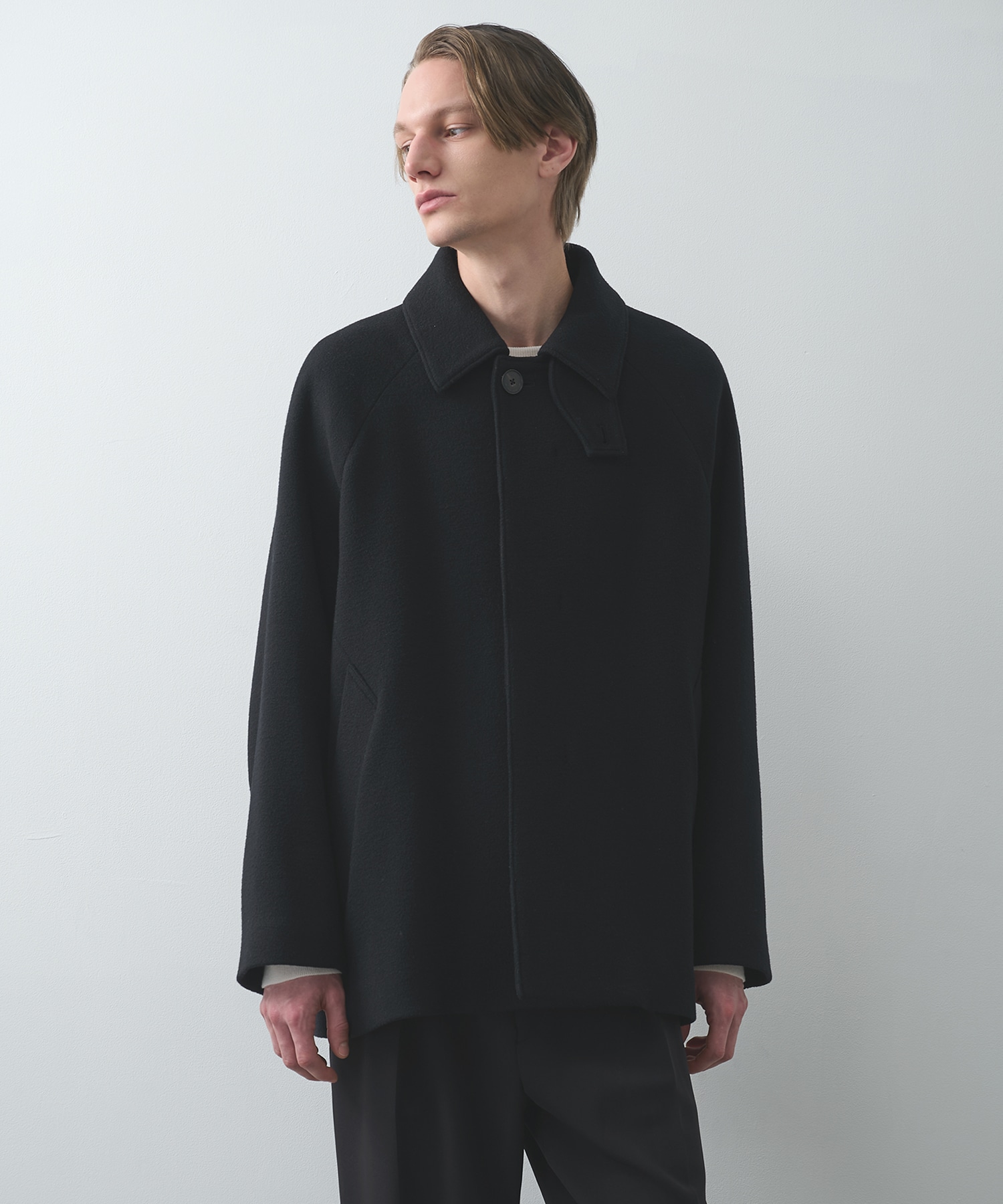 Cashmere Beaver Short Coat STUDIOUS