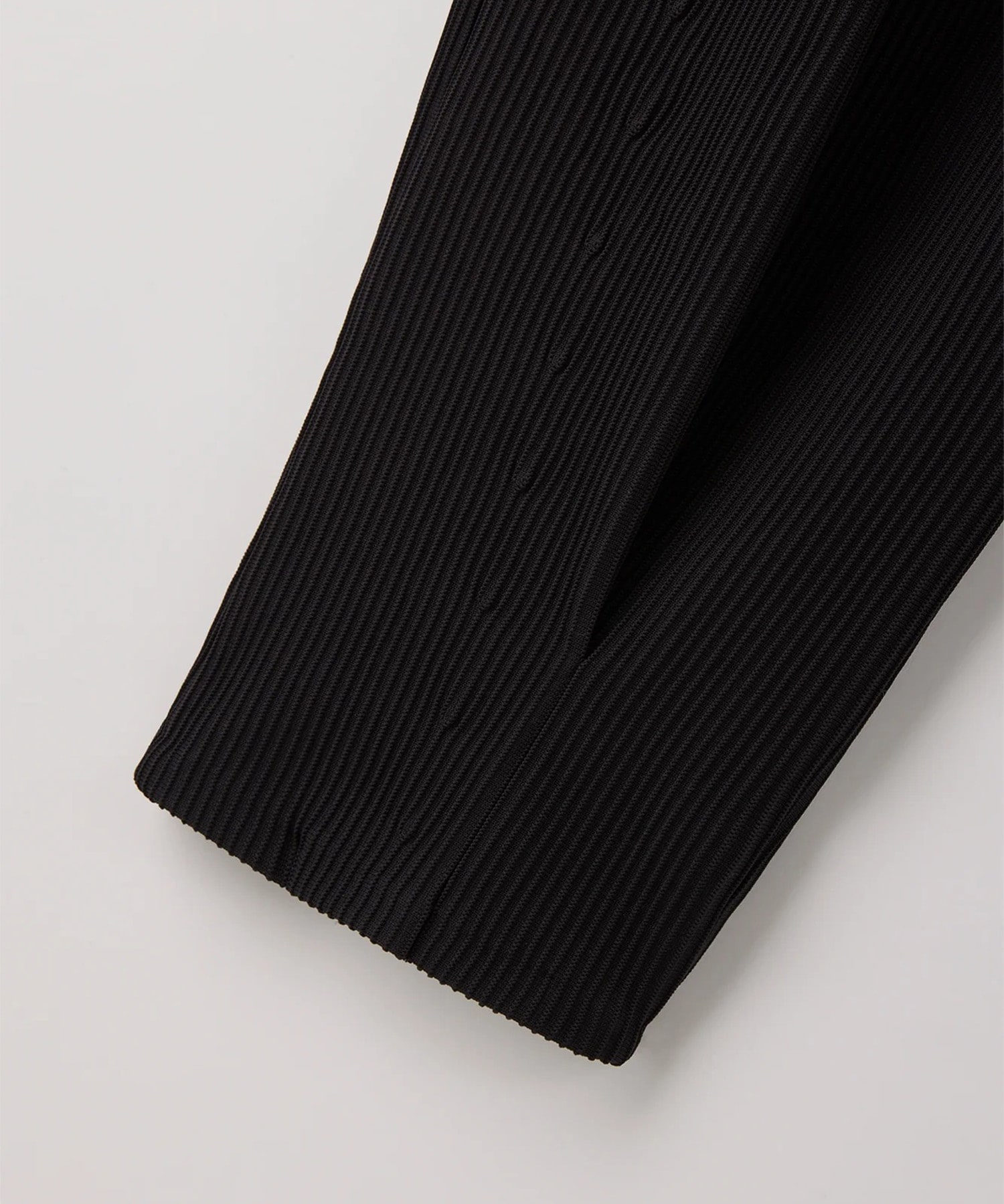 SOFT HYPHA TUCKED PANTS CFCL