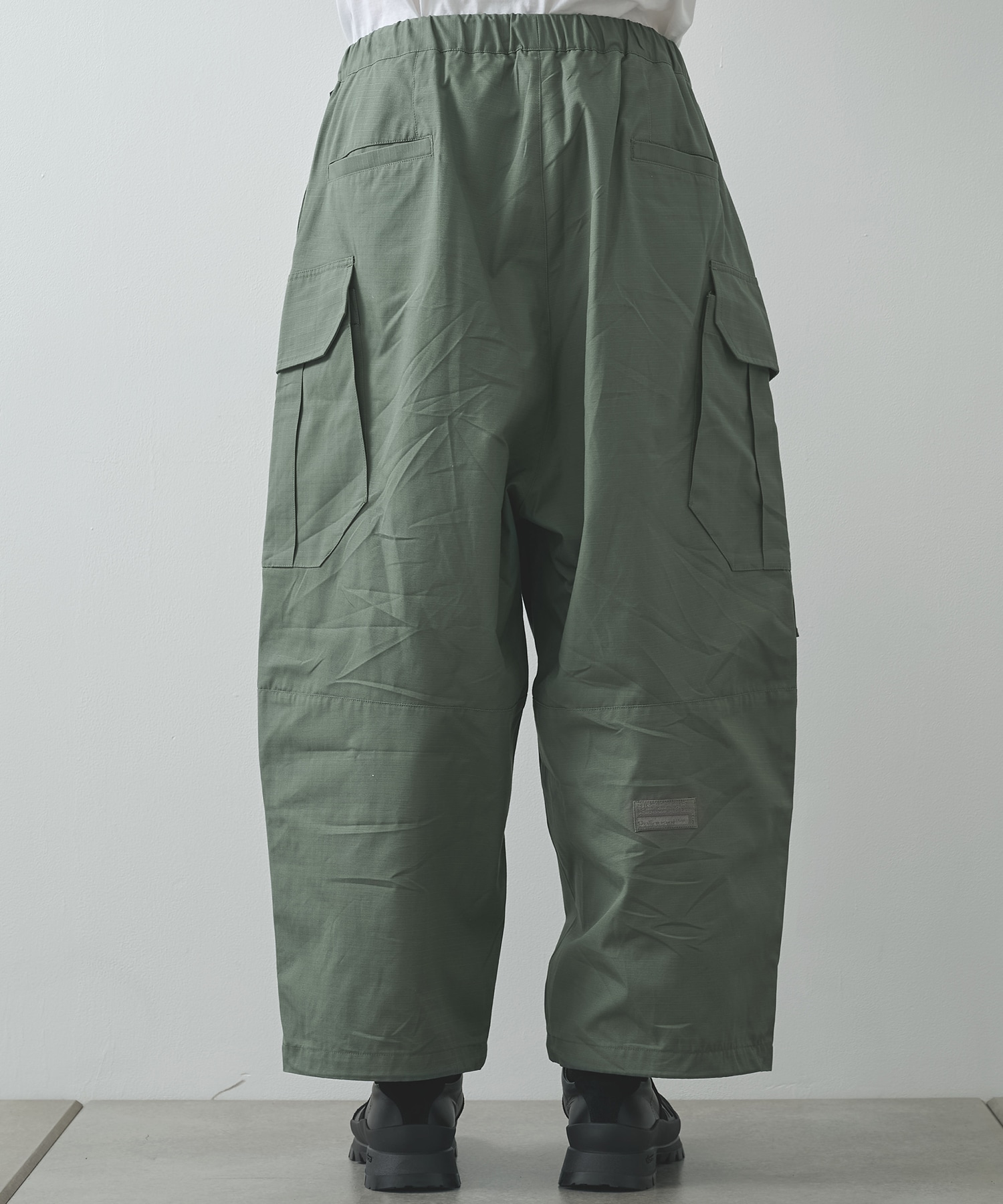 THE CHANGING LENGTH/HEM CROPPED CARGO PANTS POLIQUANT