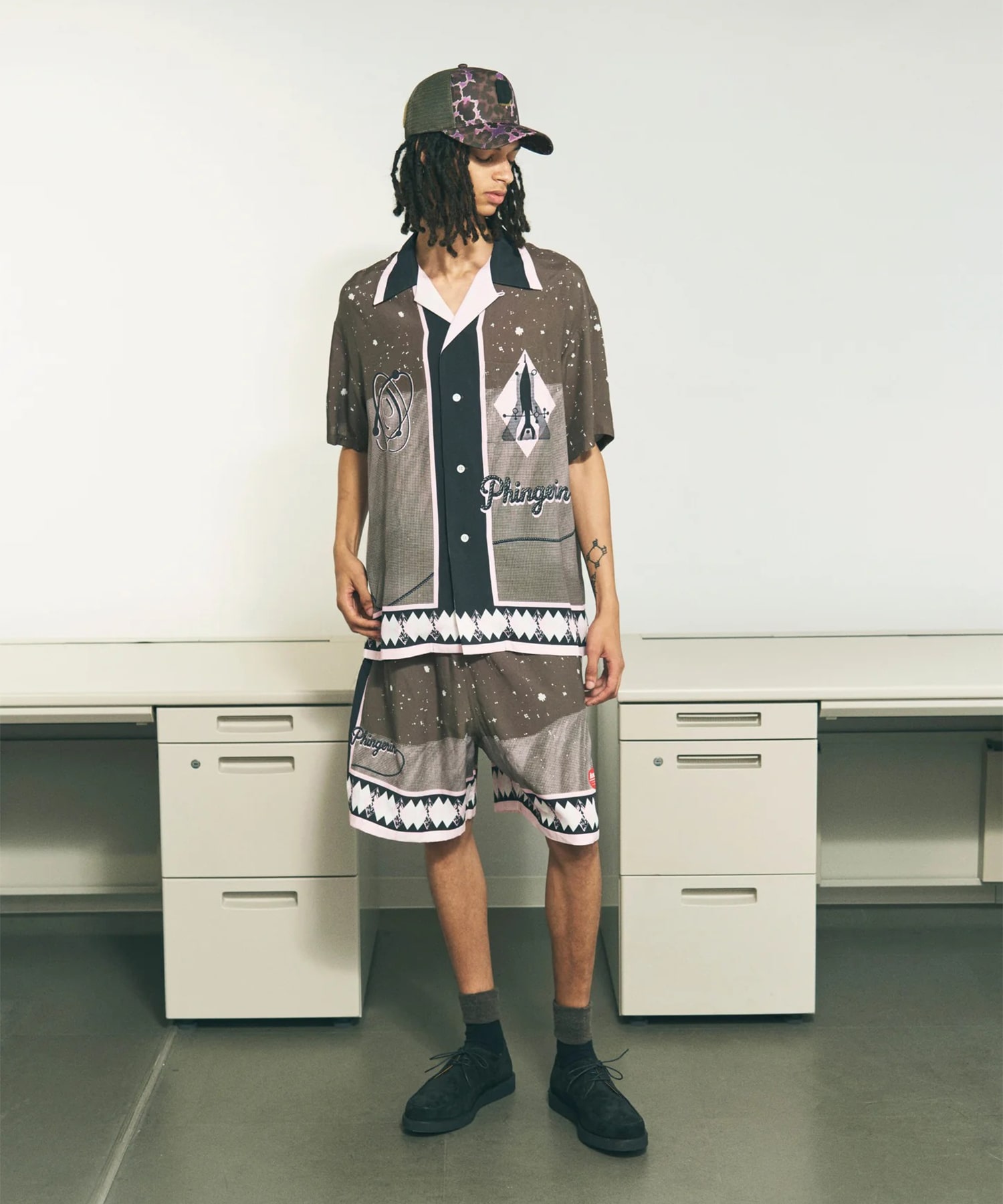 SUMMER SHORTS SPACE PHINGERIN