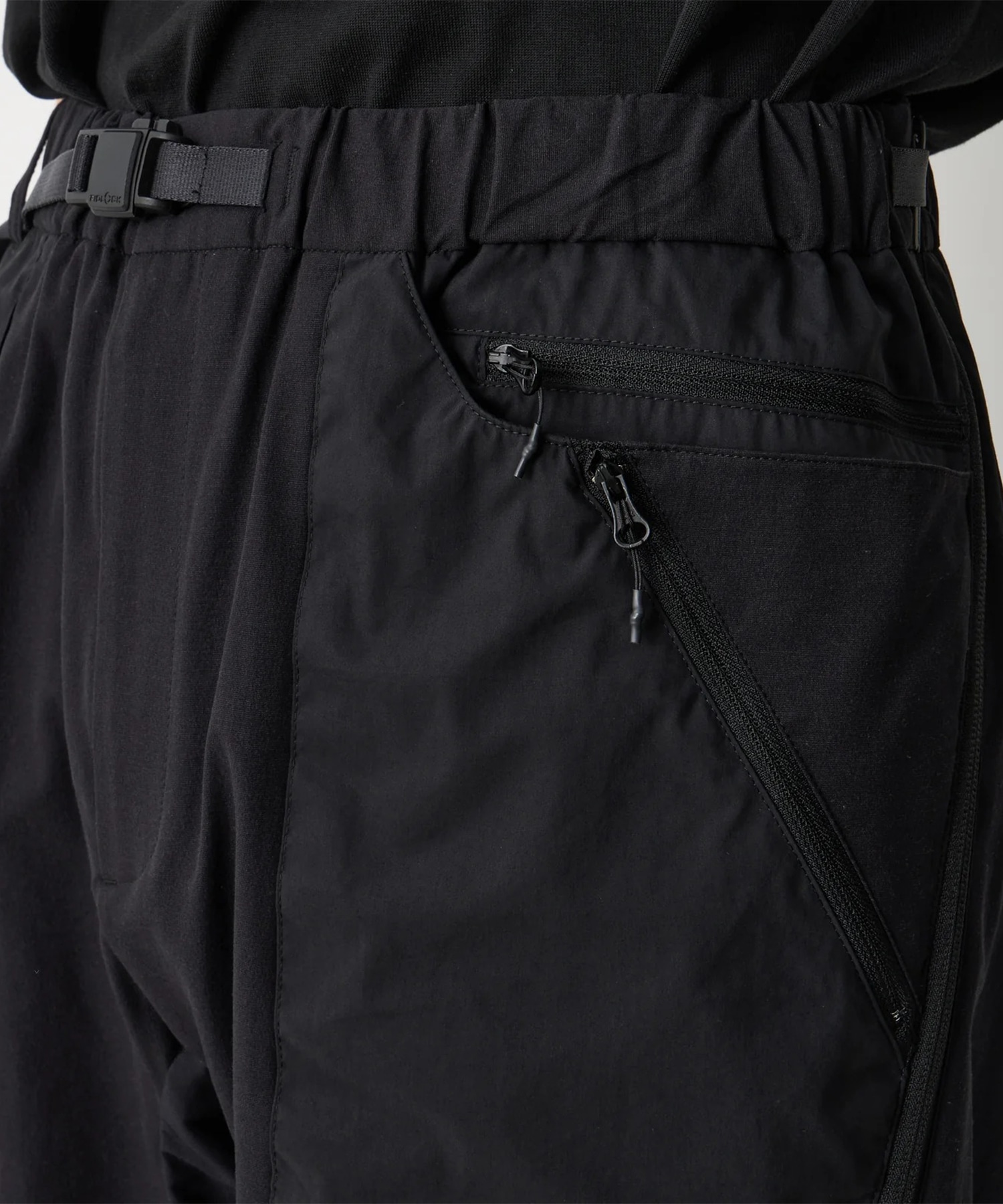EASY SHORT PANTS White Mountaineering