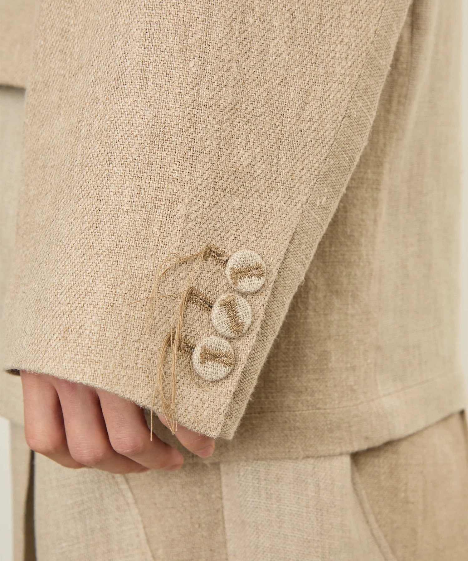 GRANDPA : LINEN JACKET I'm here