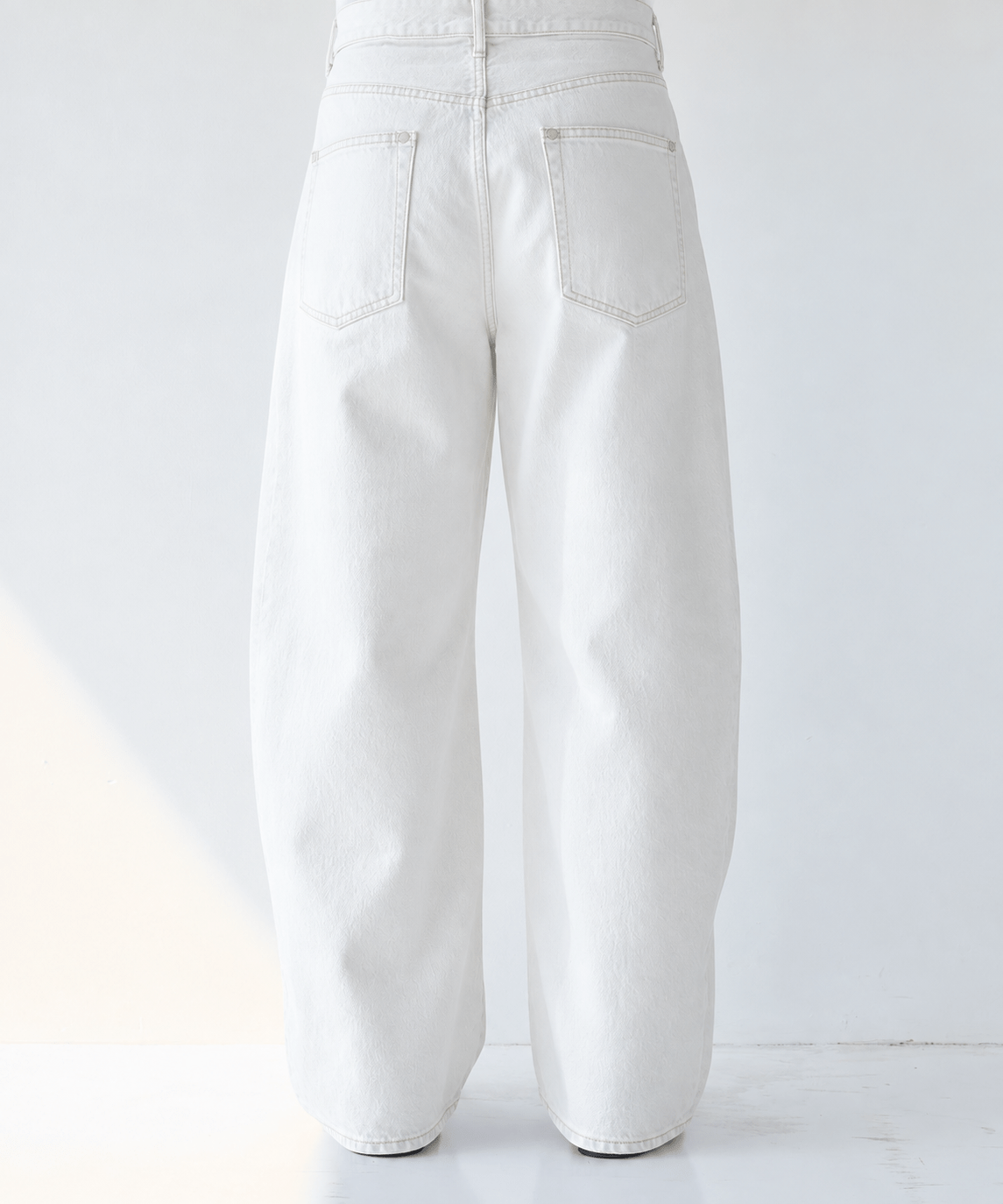 Barrel Denim pants STUDIOUS