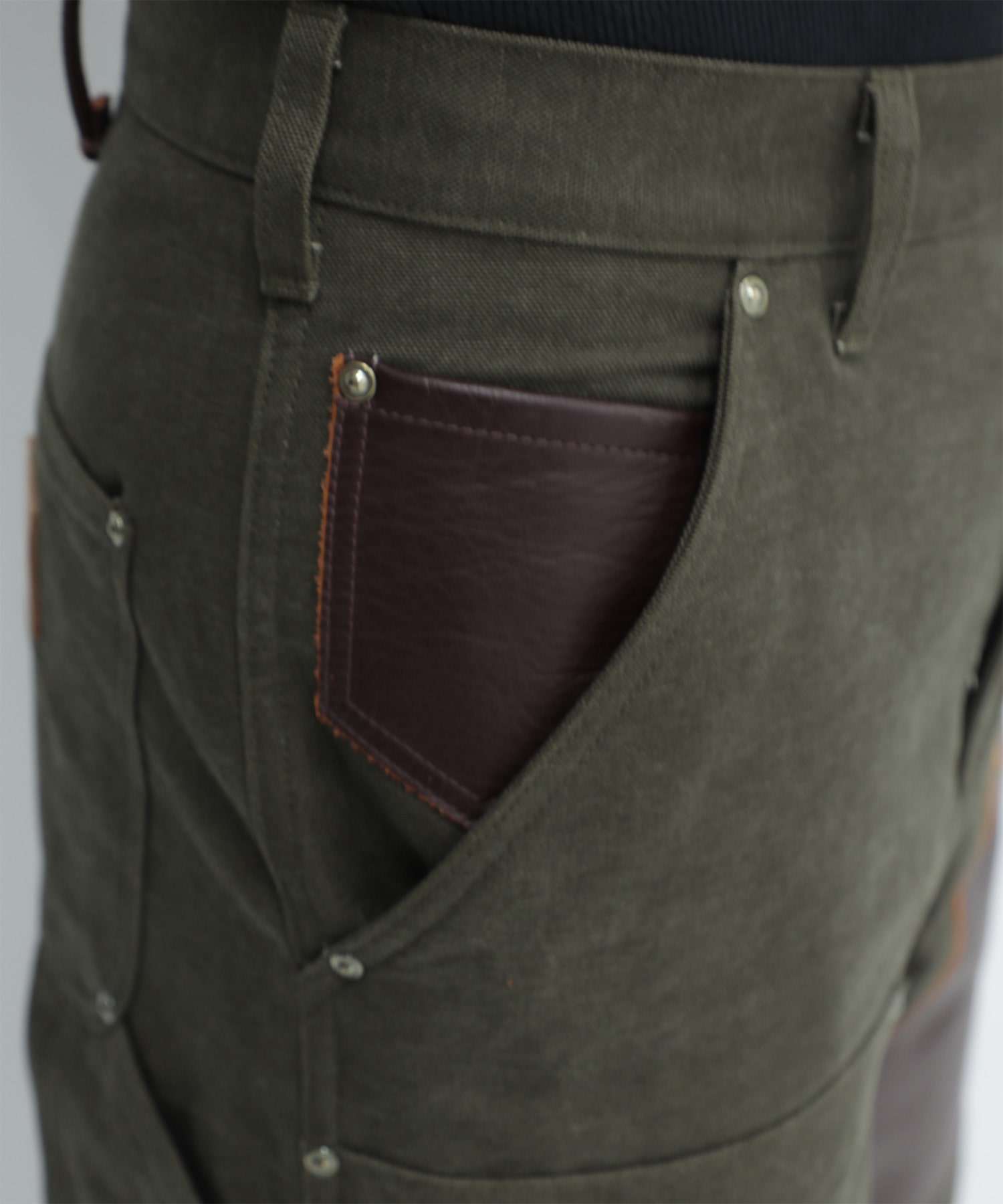 別注3D Cutting Painter Pants KHOKI