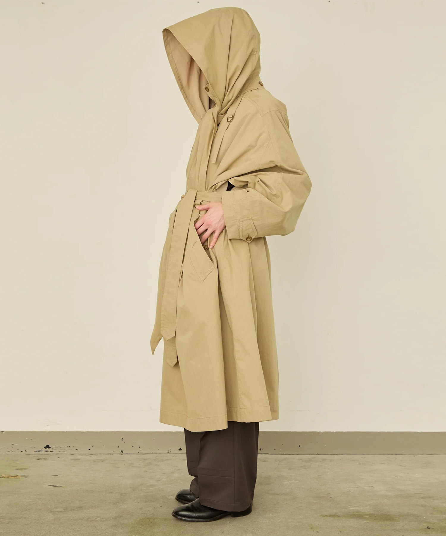 HAOLI TRENCH COAT I'm here