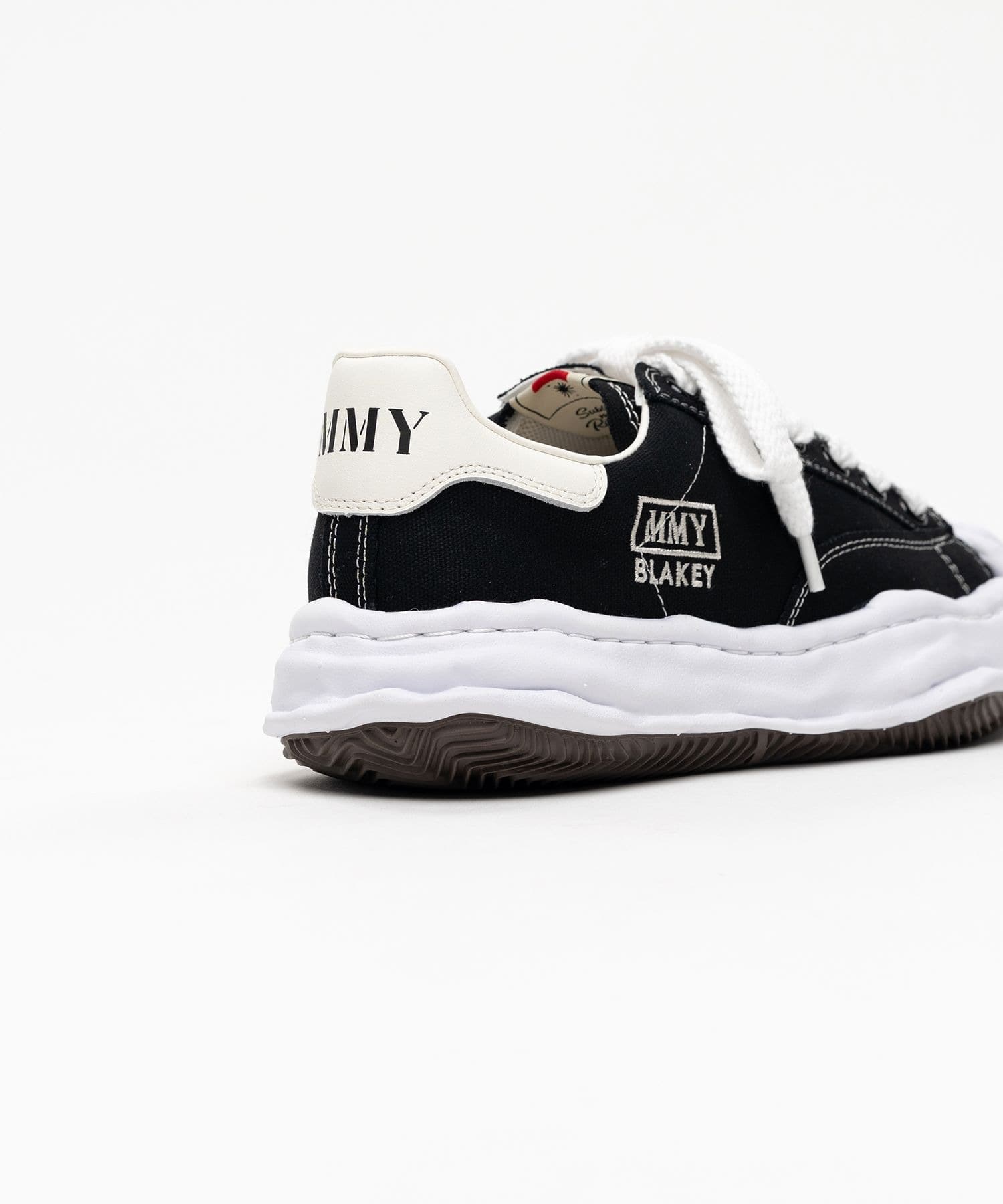 BLAKEY/ original sole canvas Low-Top sneaker Maison MIHARA YASUHIRO