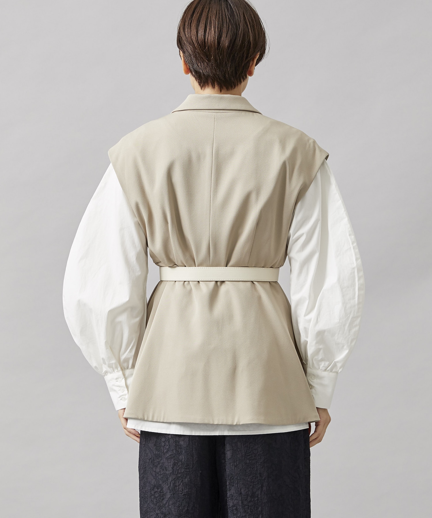 別注PEPLUM JACKET WITH PUFF BLOUSE｜STUDIOUS