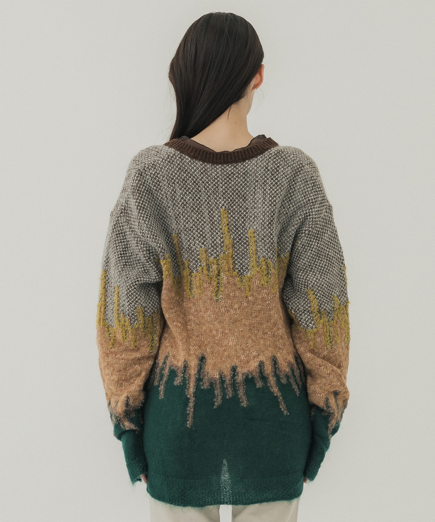 Water mirror knit sweater｜STUDIOUS