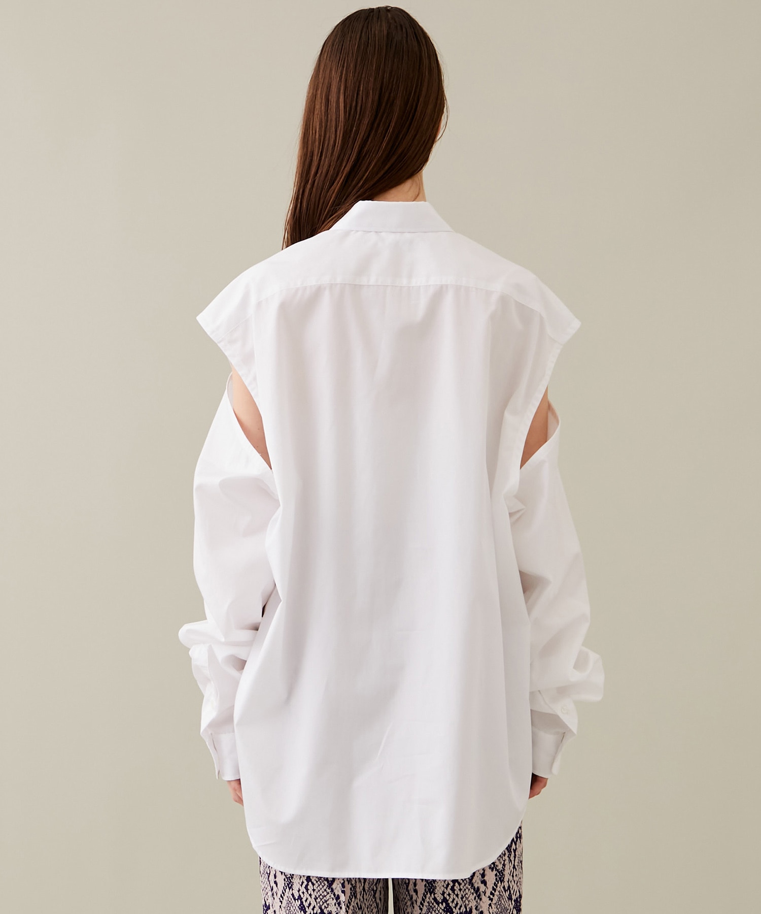 BROADCLOTH HANGING SLEEVE SHIRT(S WHITE): JOHN LAWRENCE SULLIVAN