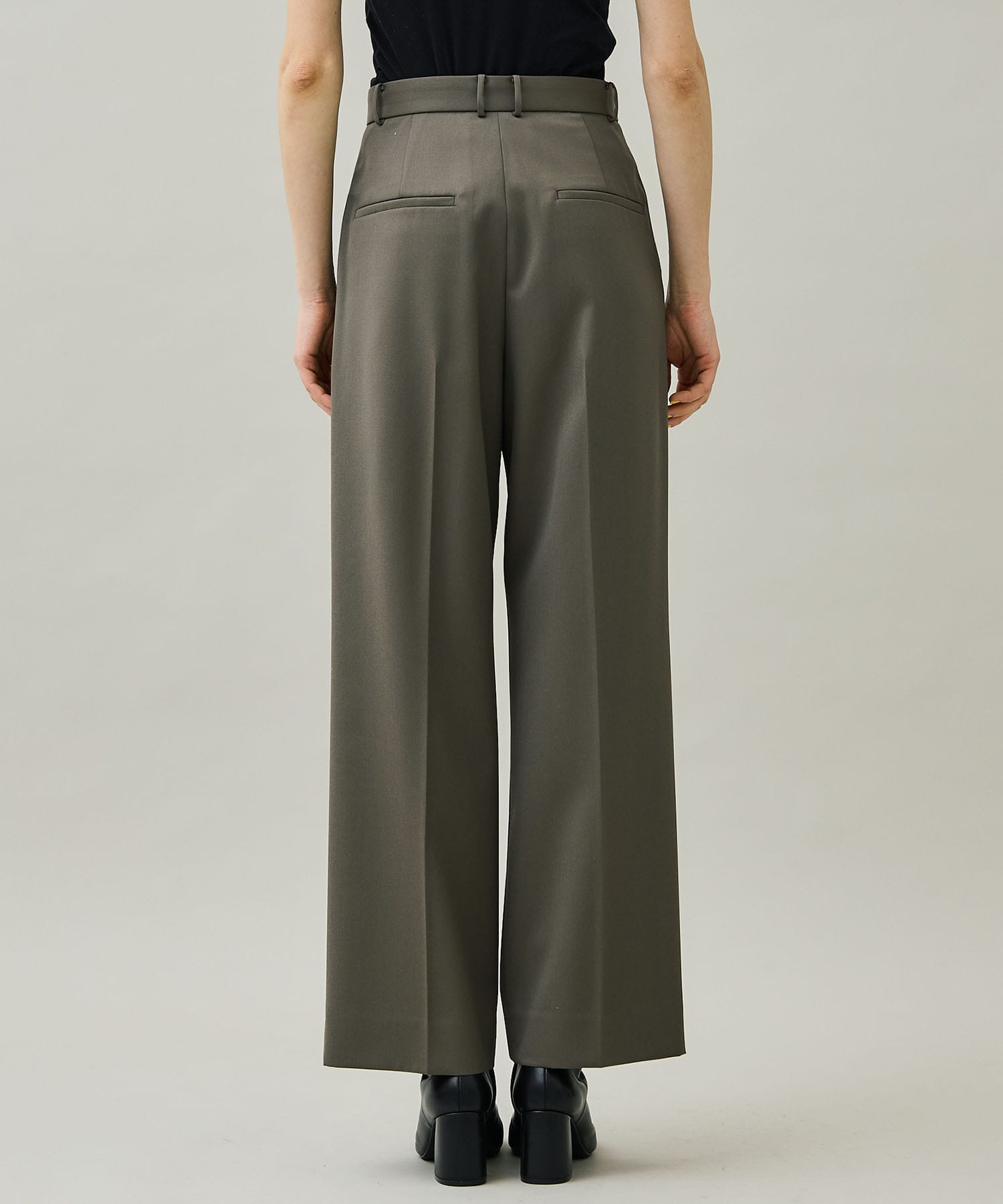 COMPACT WOOL STRAIGHT PANTS(0 KHAKI): ATON: WOMENS｜ STUDIOUS