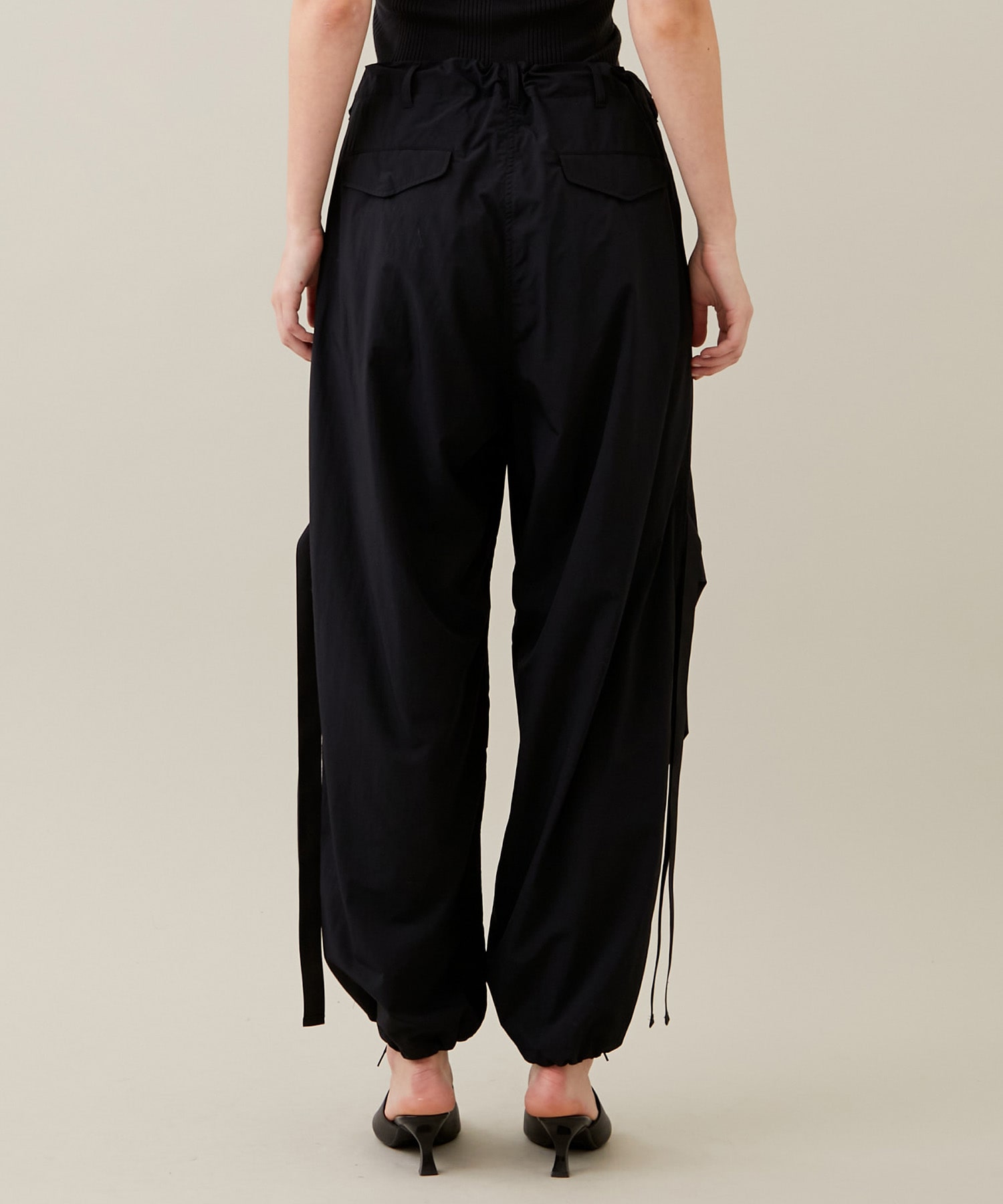 Recycling nylon parachute pants(1 BLACK): 08sircus: WOMENS