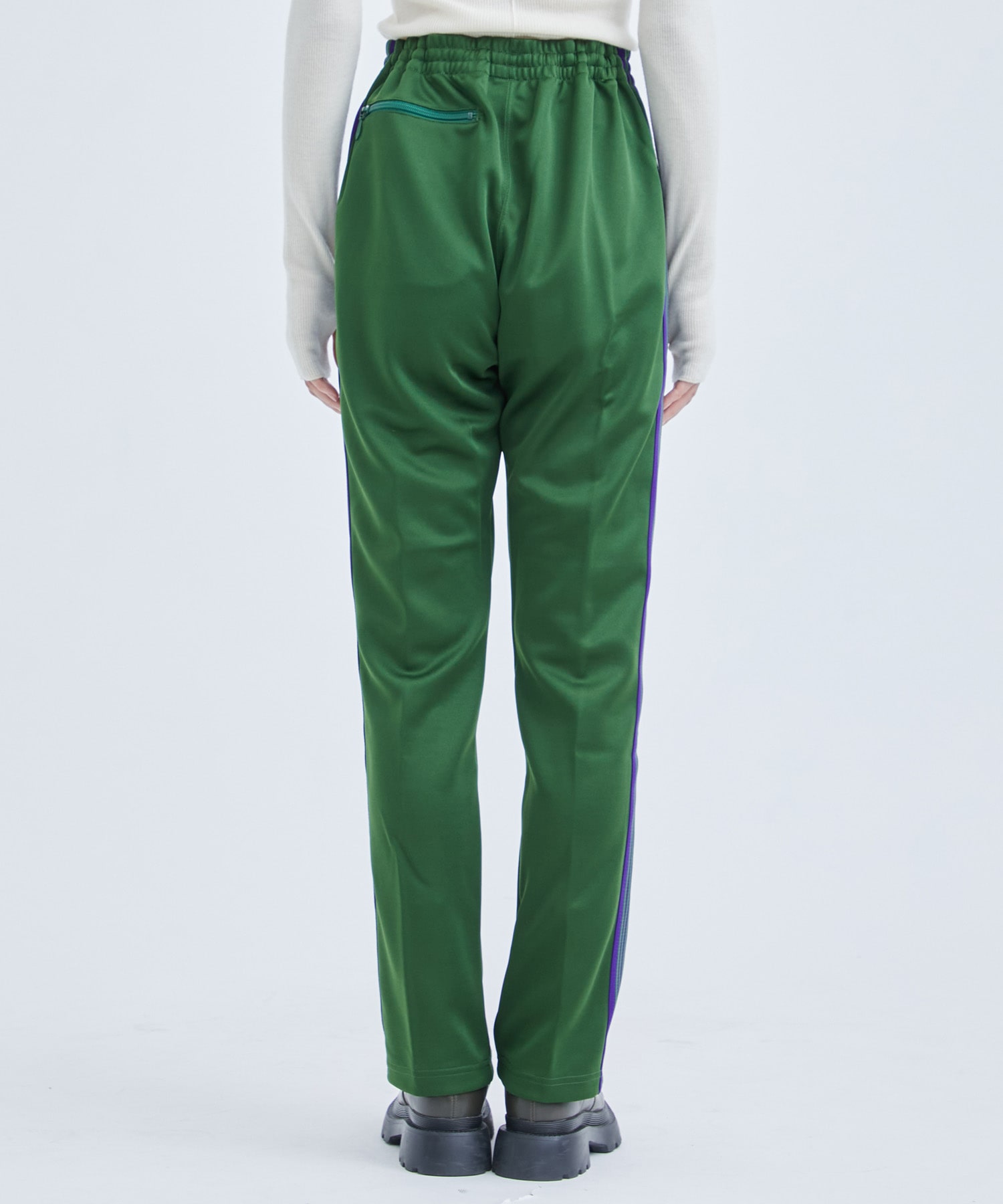 Track Pant - Poly Smooth(XS GREEN): Needles: WOMENS｜ STUDIOUS