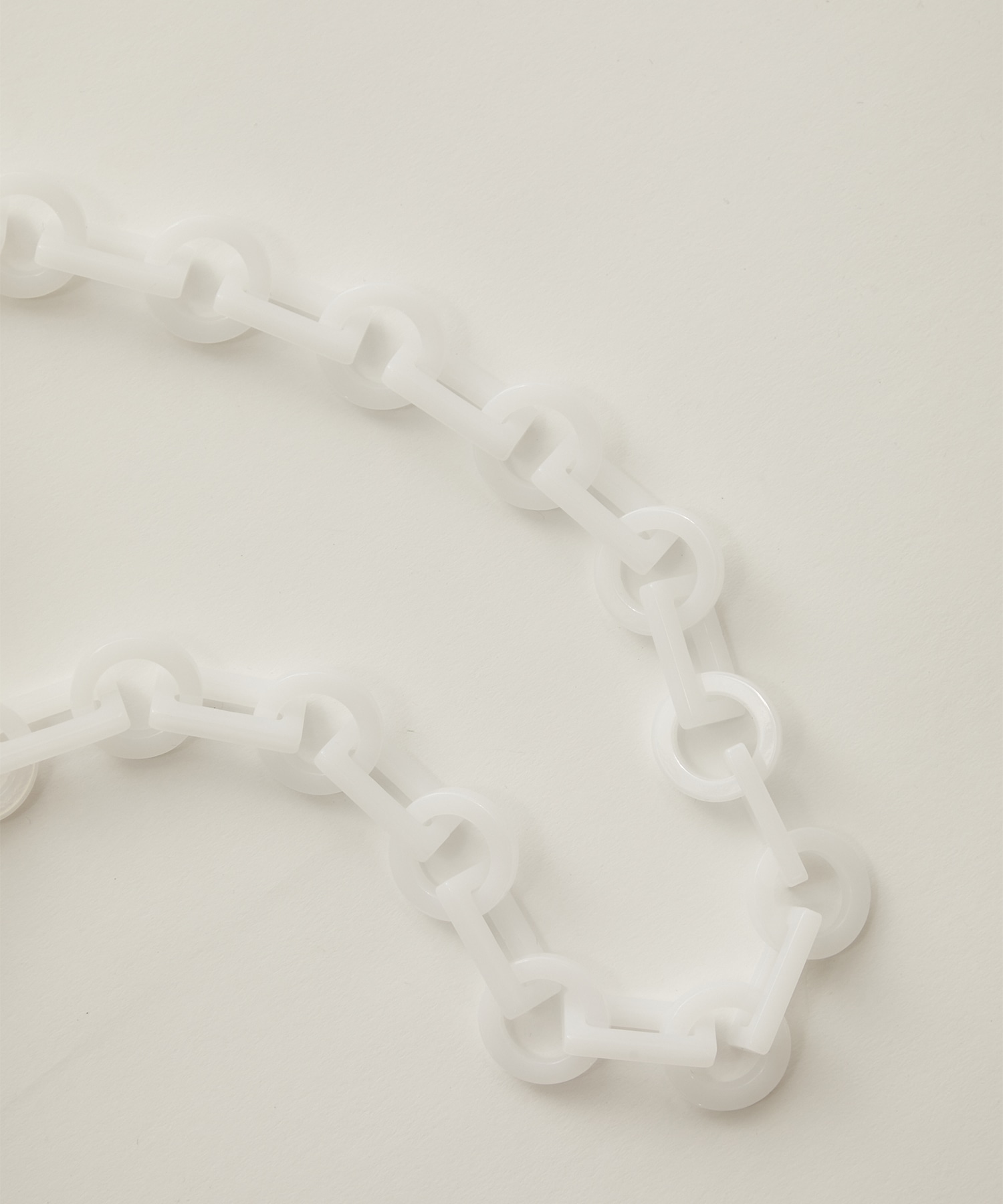 Transparent Sculptural Mini Chain Bag(FREE WHITE): Mame Kurogouchi