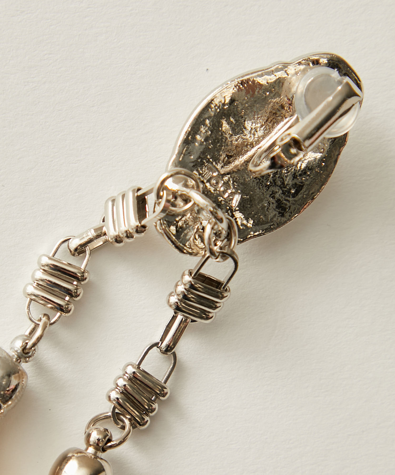 Metal chain fringe earrings(FREE WHITE): TOGA PULLA: WOMENS ...