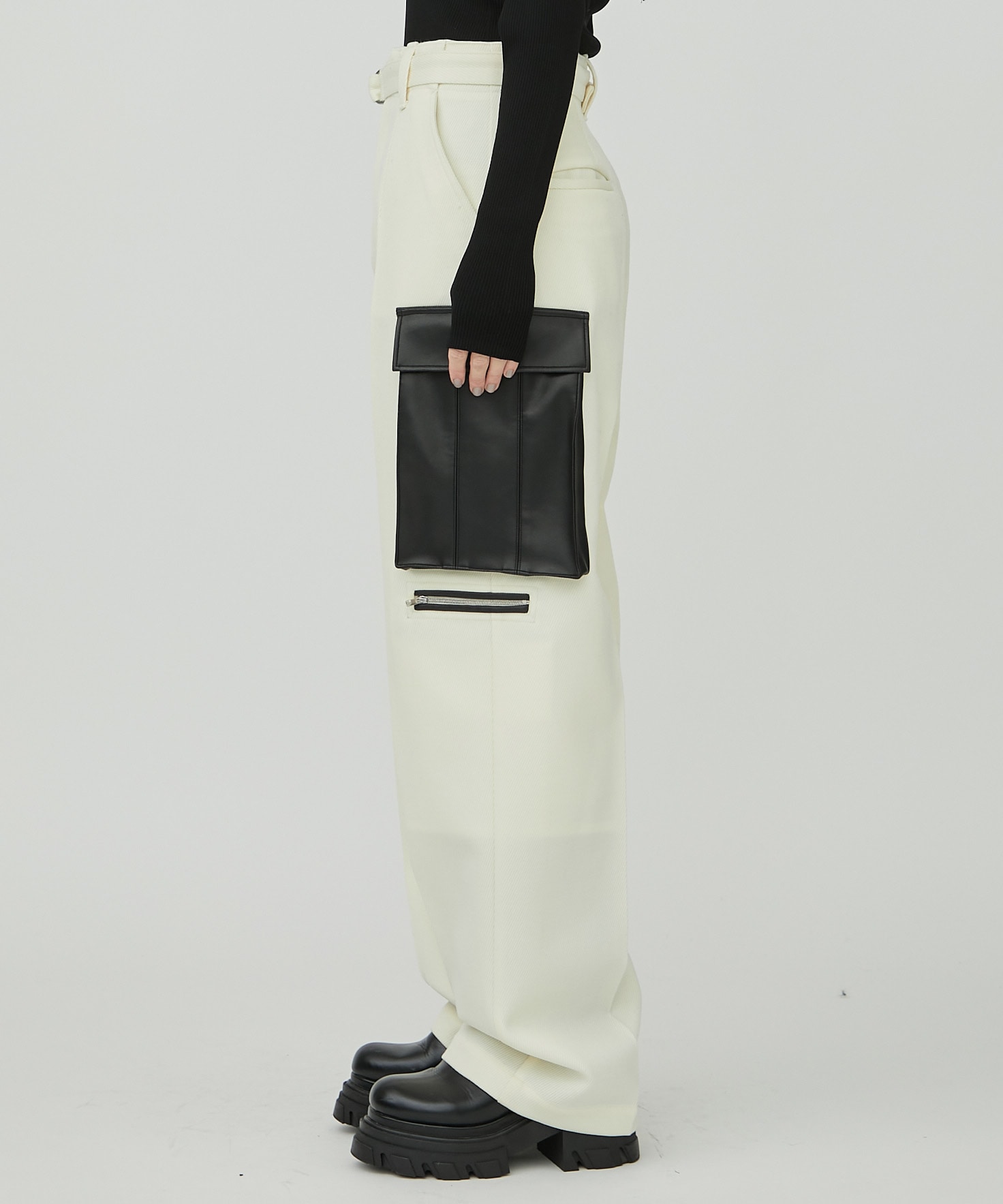 FAKE LEATHER 8POCKET PANTS 