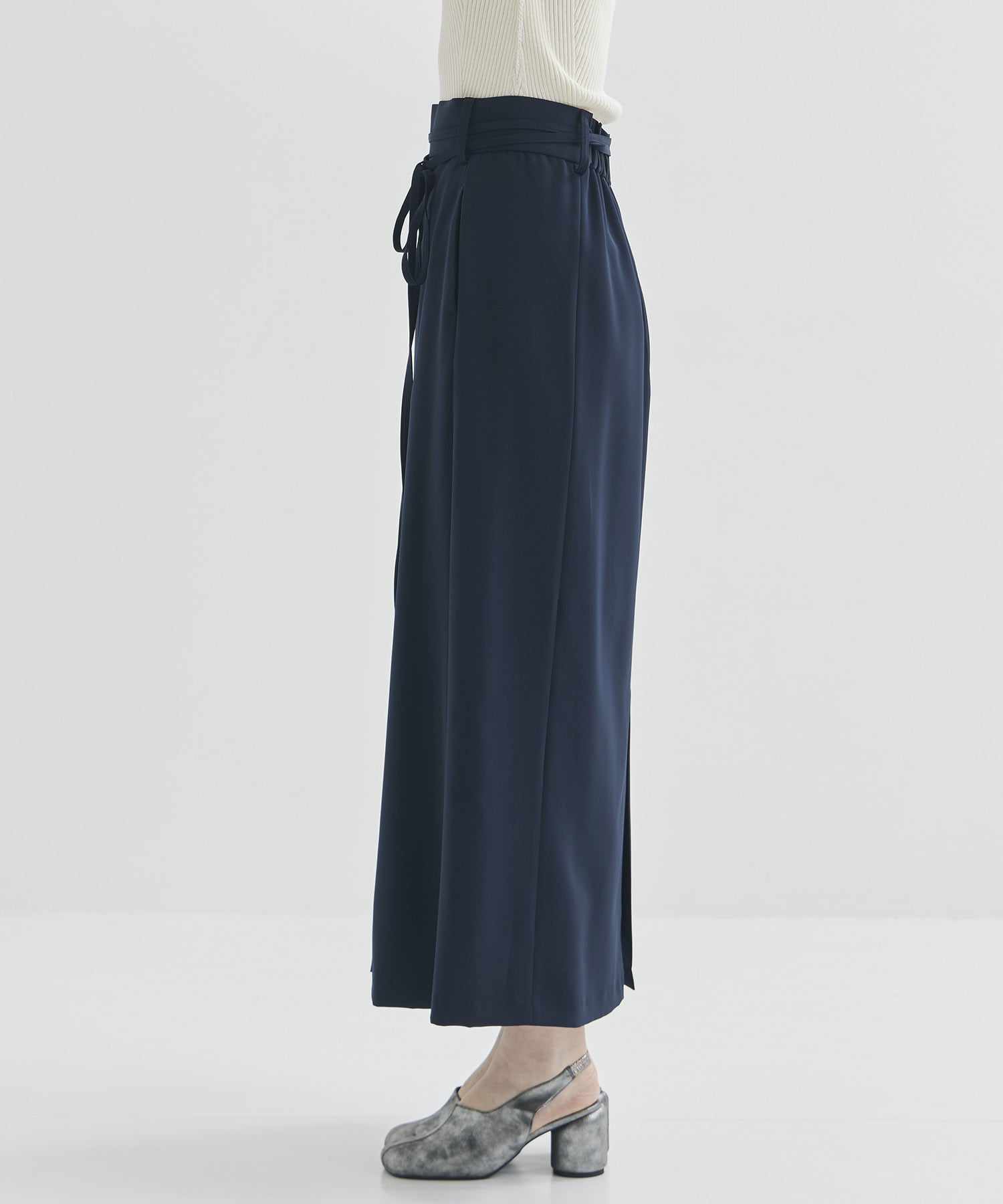 High Waist Tucked Skirt STUDIOUS