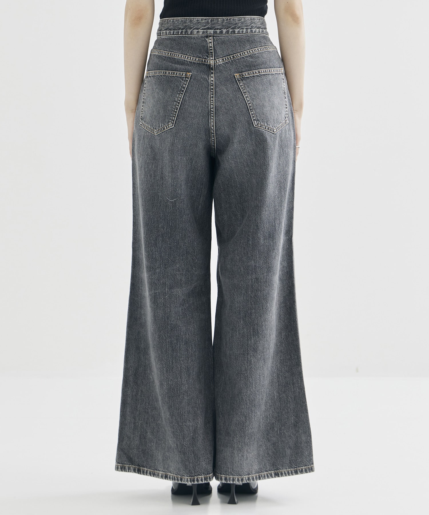 WASHED DENIM WIDE PANTS (SHORT LENGTH) JOHN LAWRENCE SULLIVAN