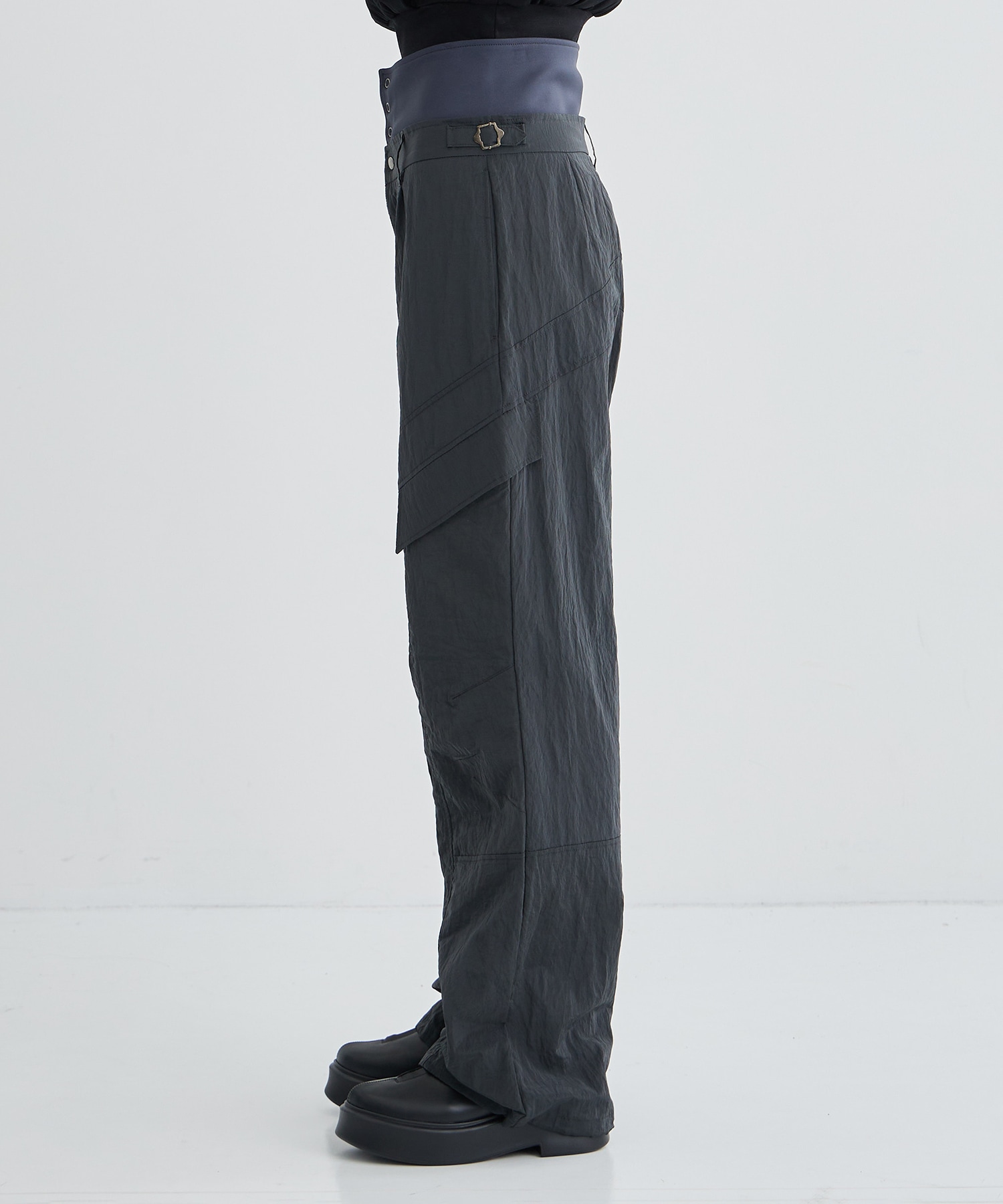 LAYERD NYLON PANTS IHNN