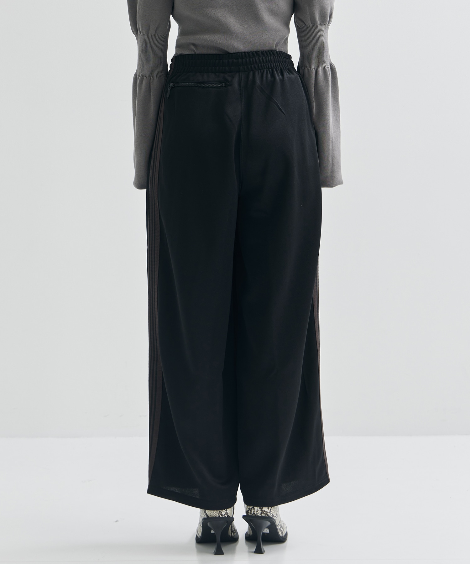 H.D. Track Pant-Poly Smooth Needles